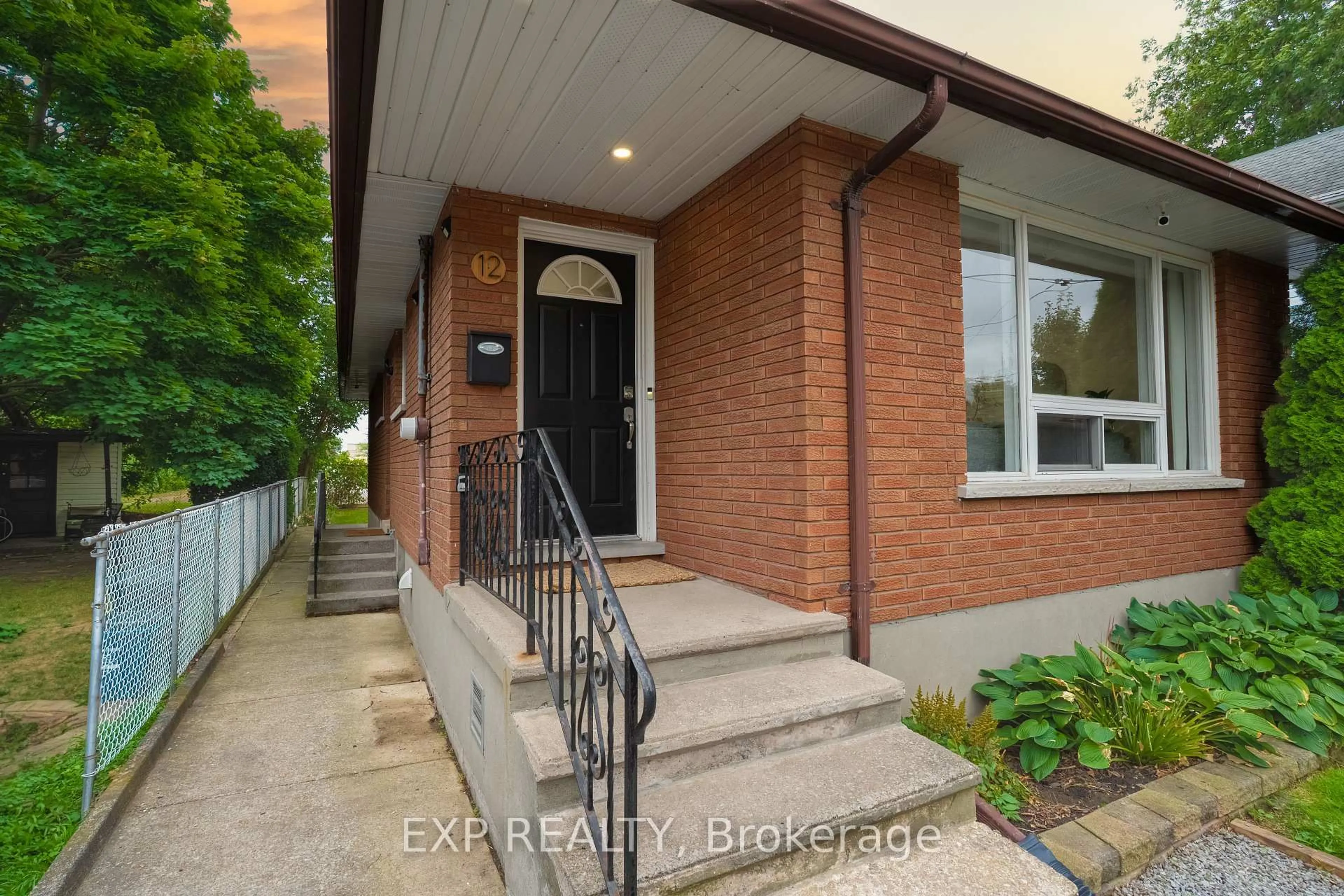 Unknown for 12 Lailey St, St. Catharines Ontario L2M 5G8