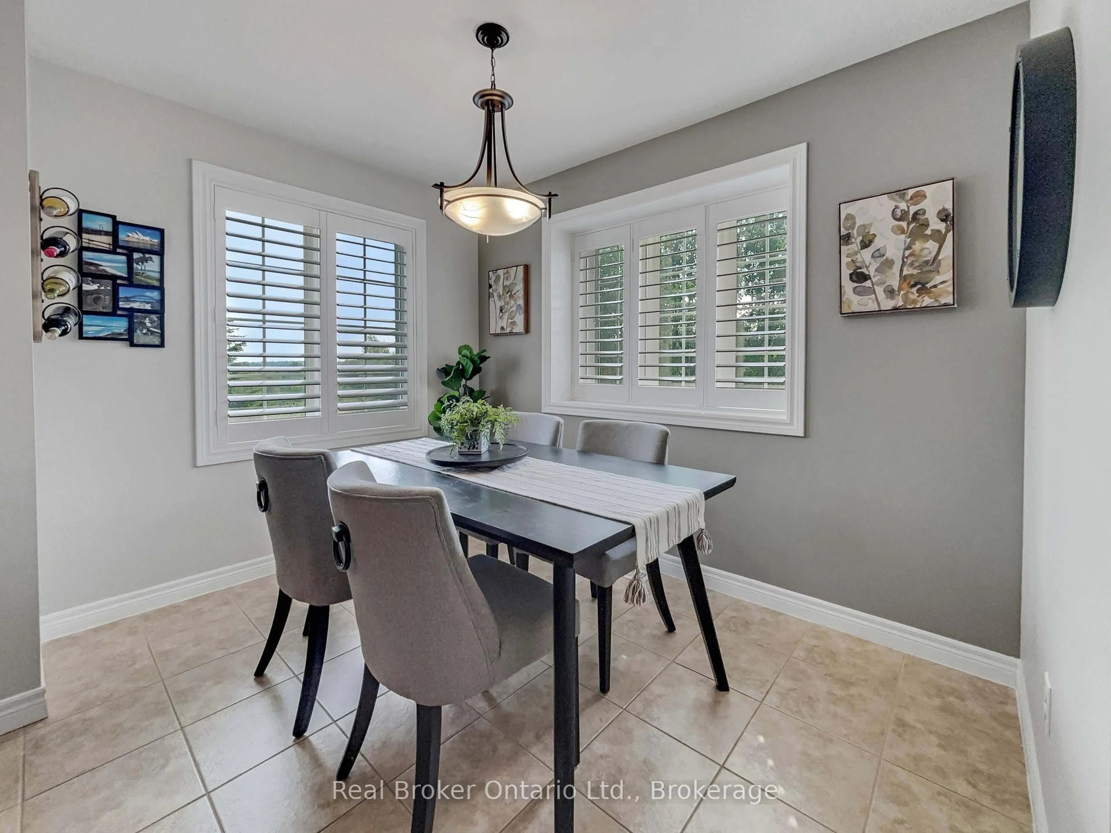 Dining room, ceramic/tile floor for 656 Woodlawn Rd #656B, Guelph Ontario N1E 0K4