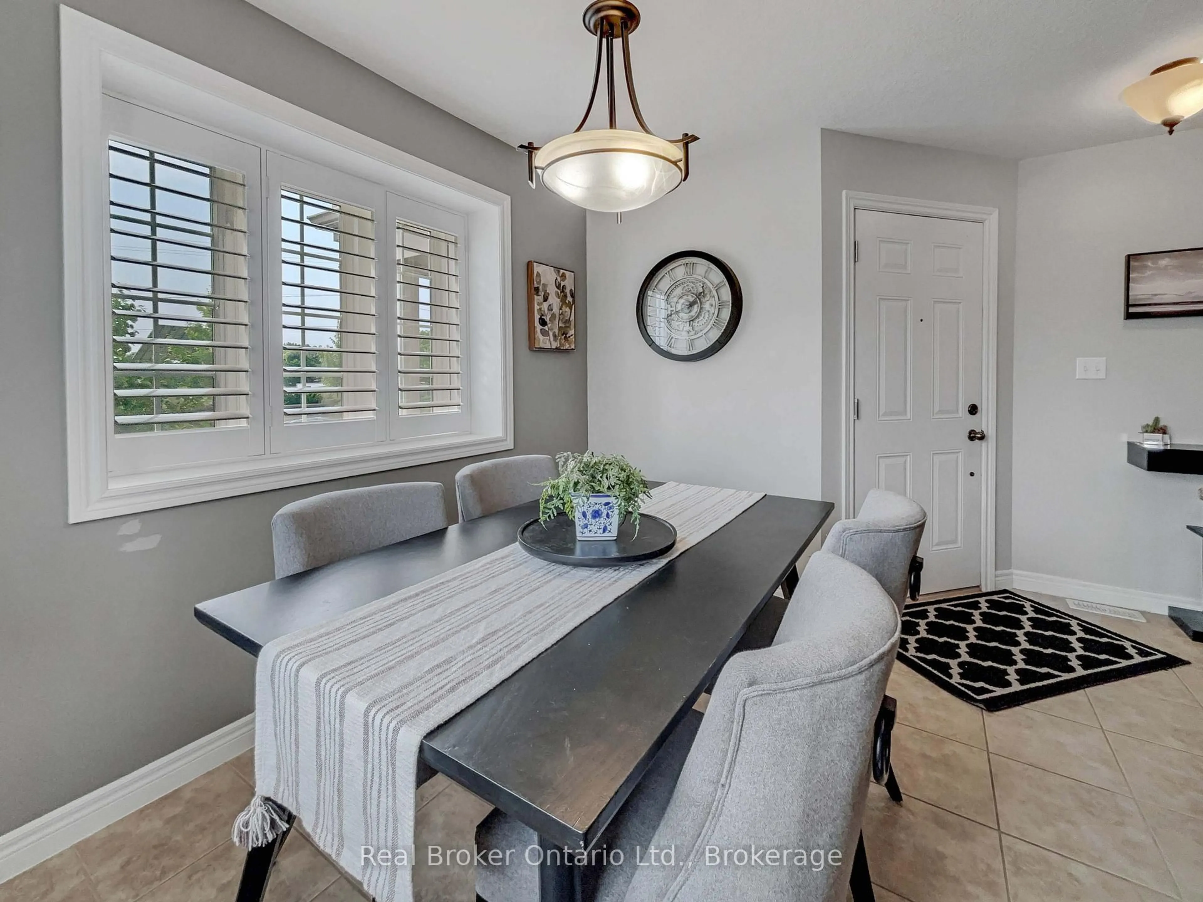 Dining room, unknown for 656 Woodlawn Rd #656B, Guelph Ontario N1E 0K4