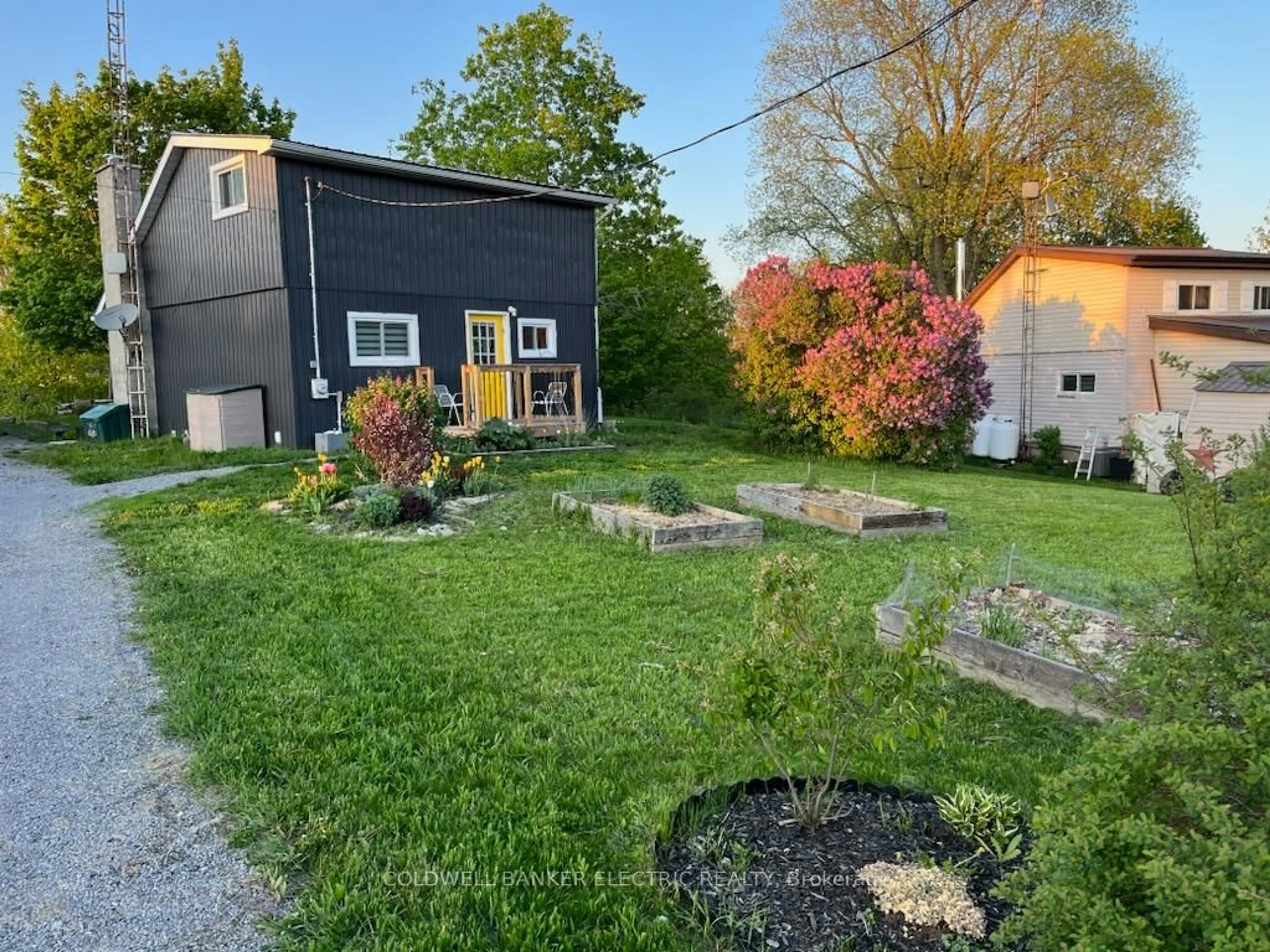 A pic from outside/outdoor area/front of a property/back of a property/a pic from drone, street for 32 Jackson Rd, Trent Hills Ontario K0L 1Y0