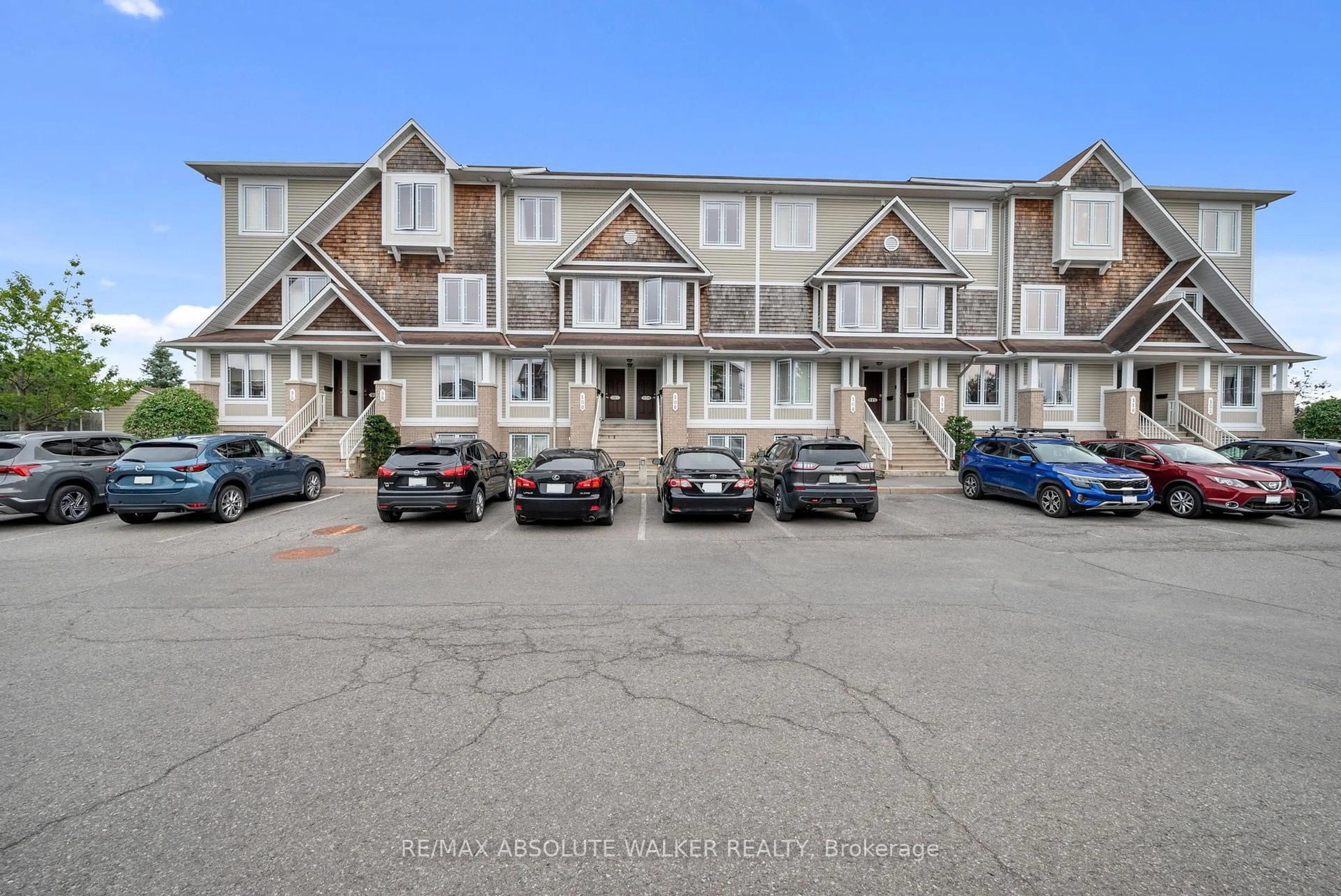A pic from outside/outdoor area/front of a property/back of a property/a pic from drone, unknown for 102 Brentmore Private, Ottawa Ontario K4A 0B7