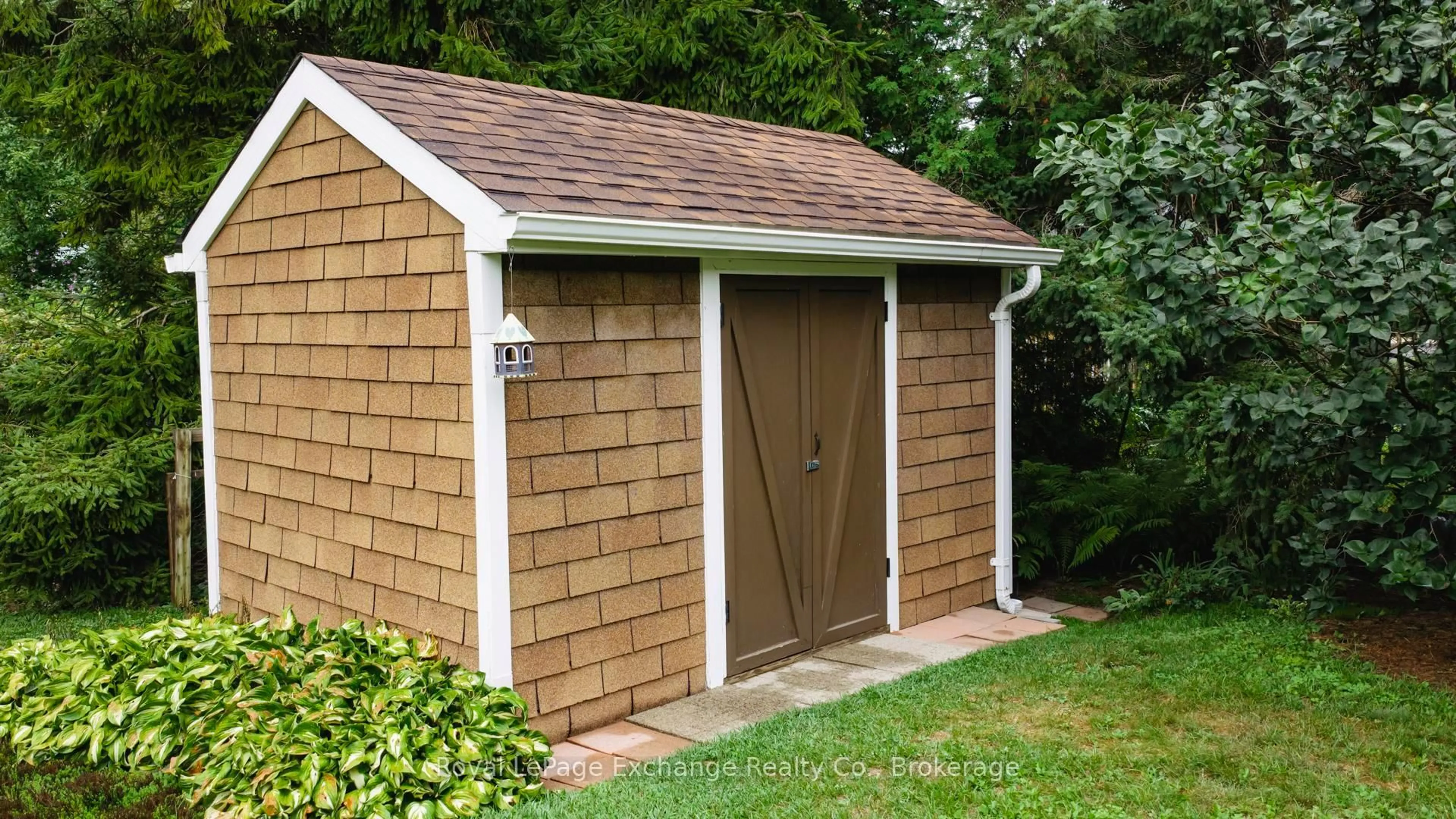 Shed for 304 sauk Crt, Huron-Kinloss Ontario N2Z 2X3
