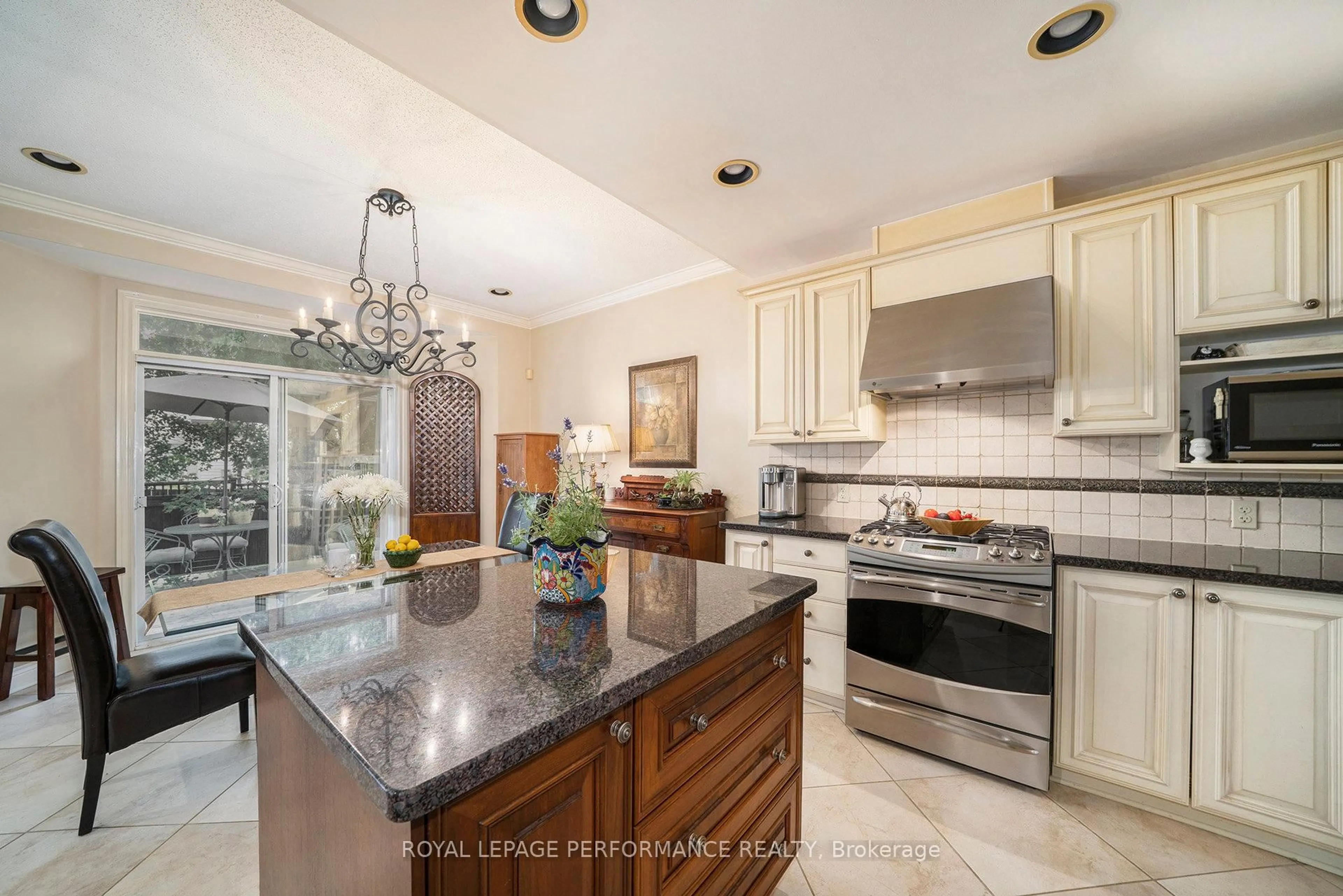 Open concept kitchen, ceramic/tile floor for 21 Berry Glen St, Ottawa Ontario K2G 7A5