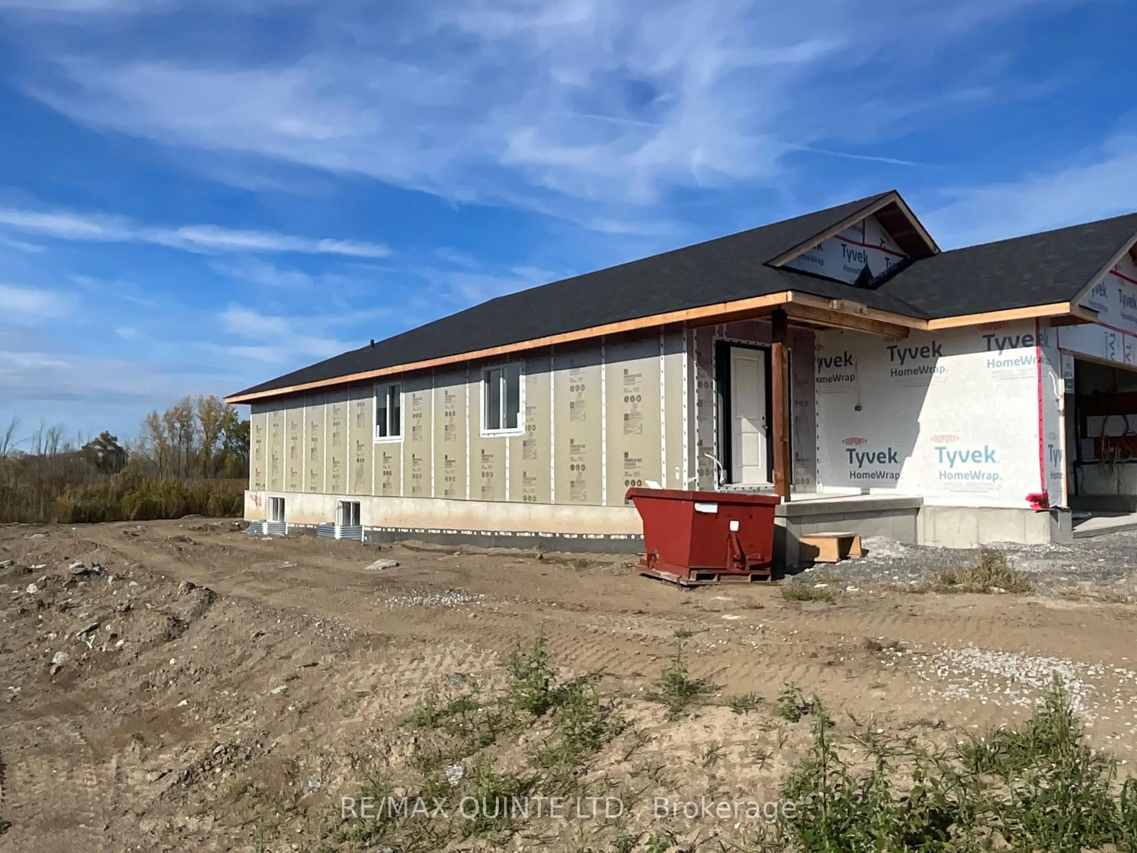 Home with vinyl exterior material, building for 87 Hastings Park Dr, Belleville Ontario K8P 0J1