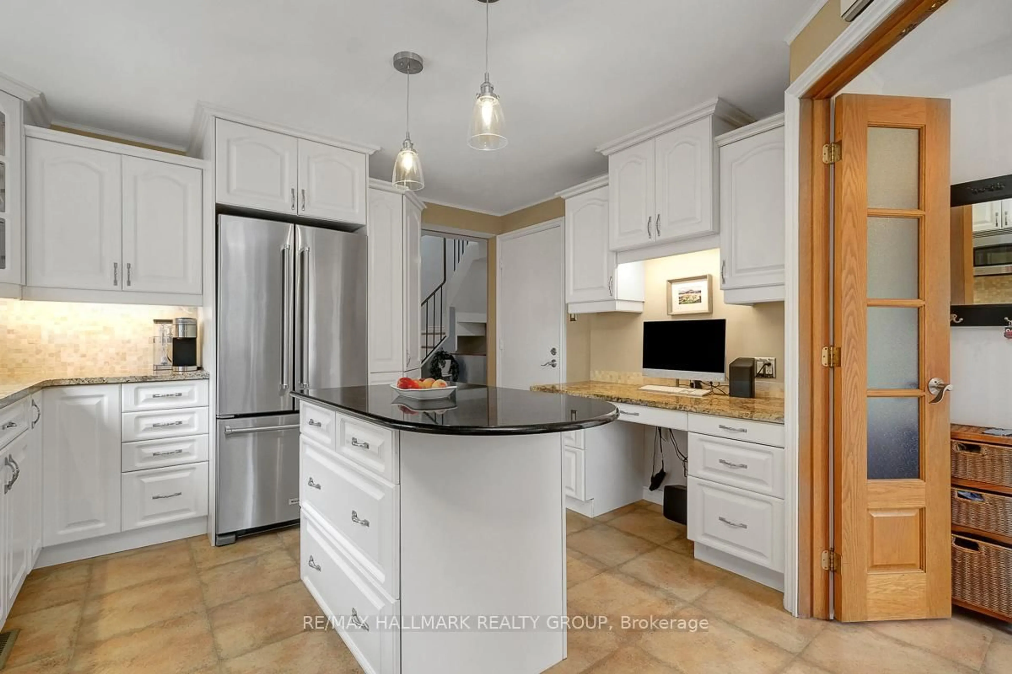 Unknown for 30 Melville Dr, Ottawa Ontario K2J 2E9