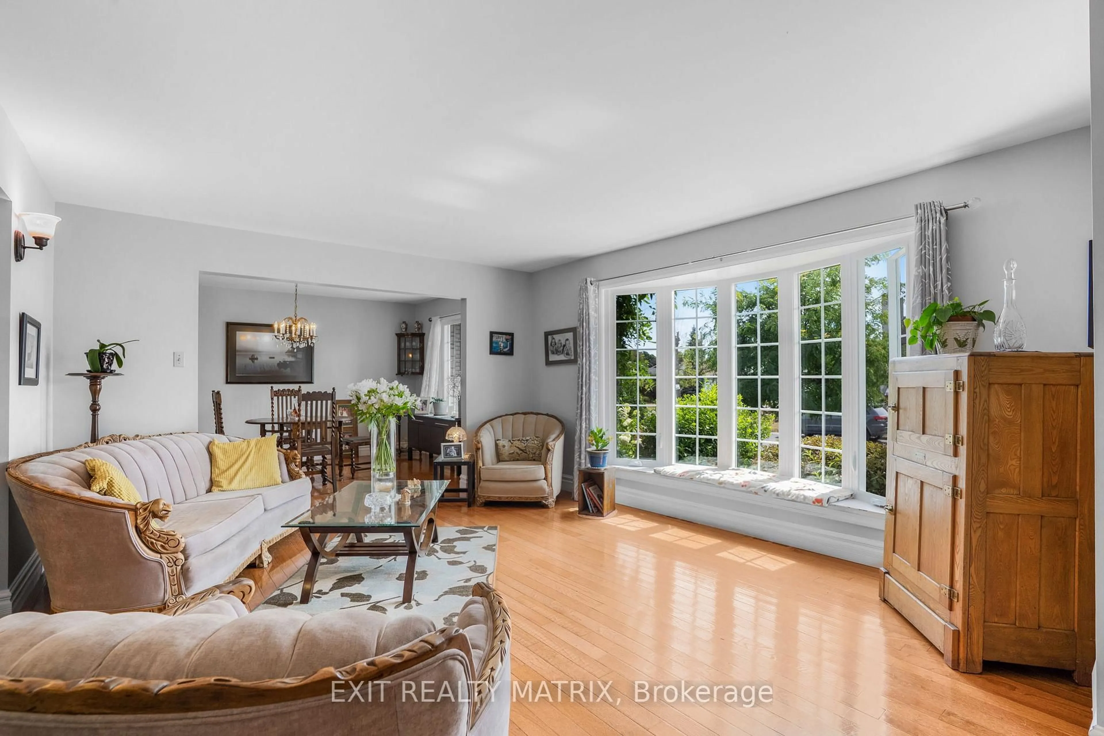 Living room with furniture, unknown for 600 Albert St, Hawkesbury Ontario K6A 3B9