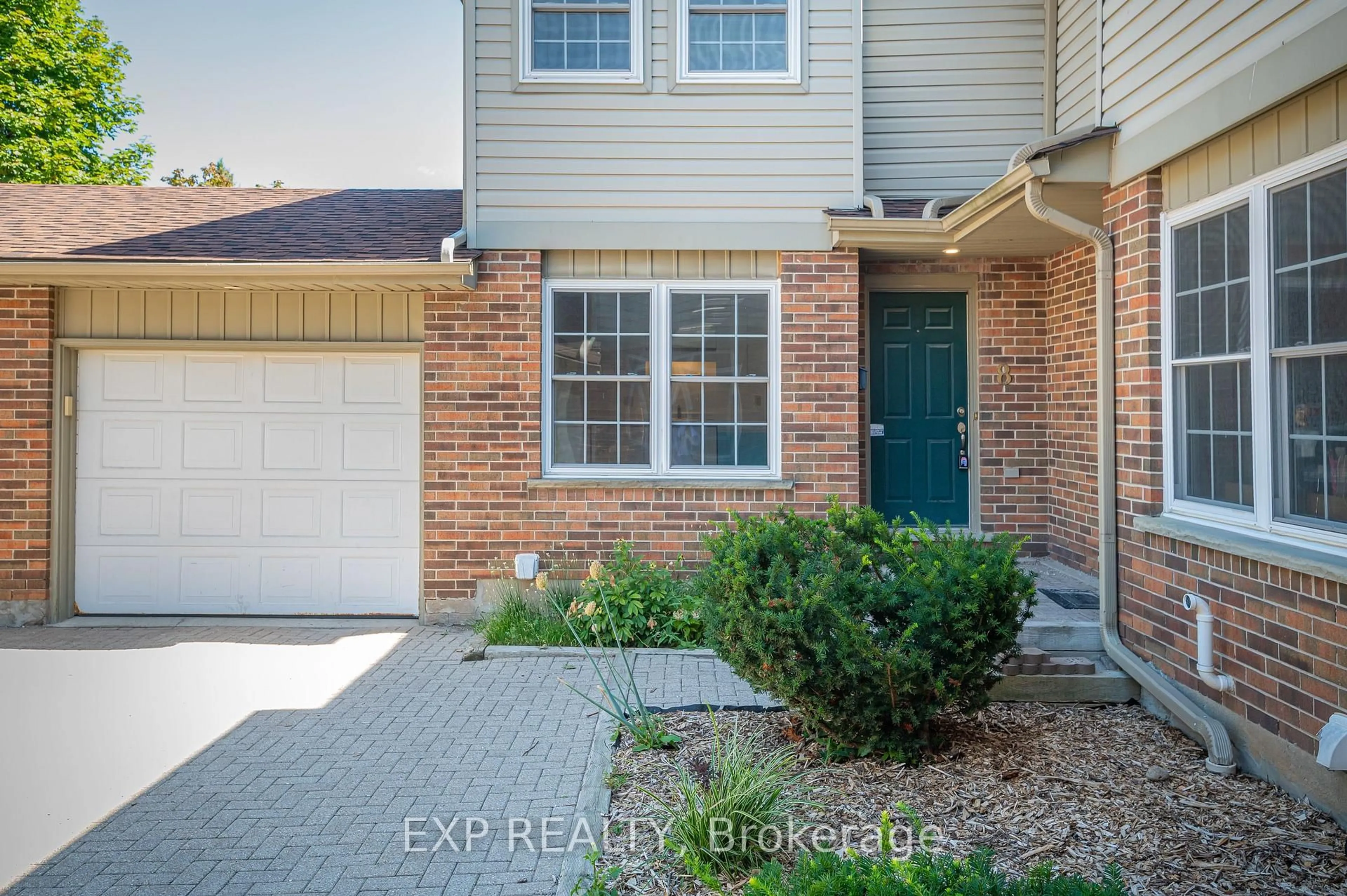 Unknown for 250 Keats Way #8, Waterloo Ontario N2L 6J5