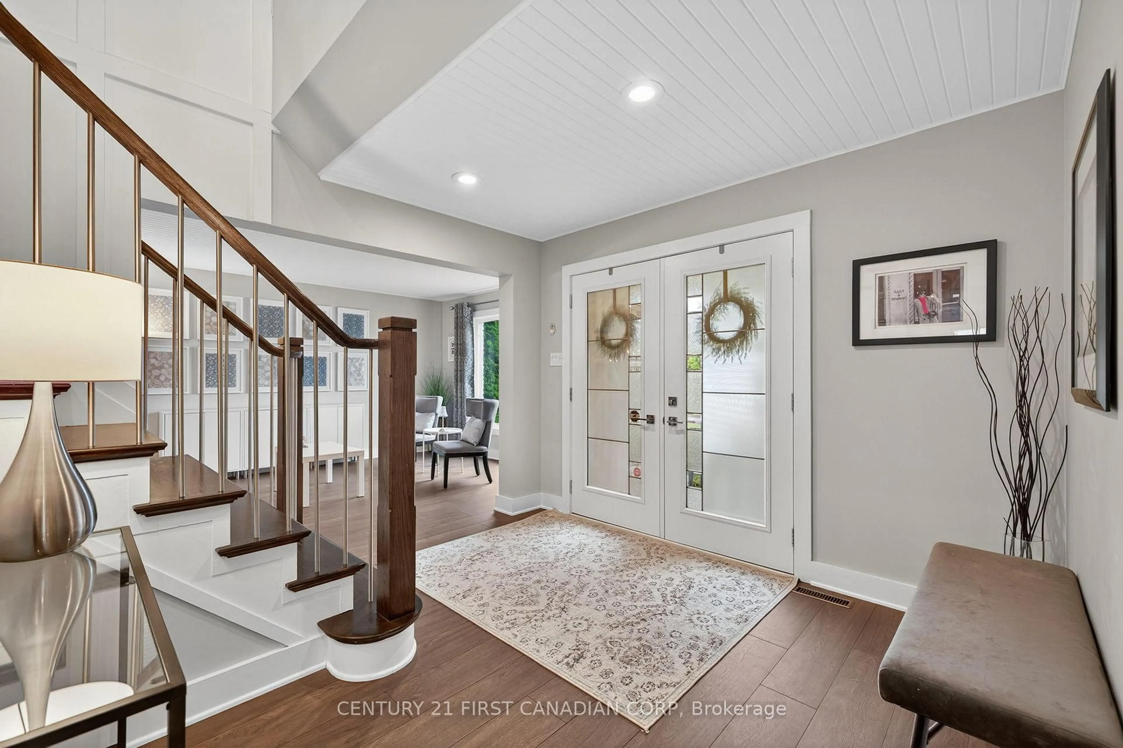 Indoor entryway for 311 Ambleside Dr, London North Ontario N6G 4V8