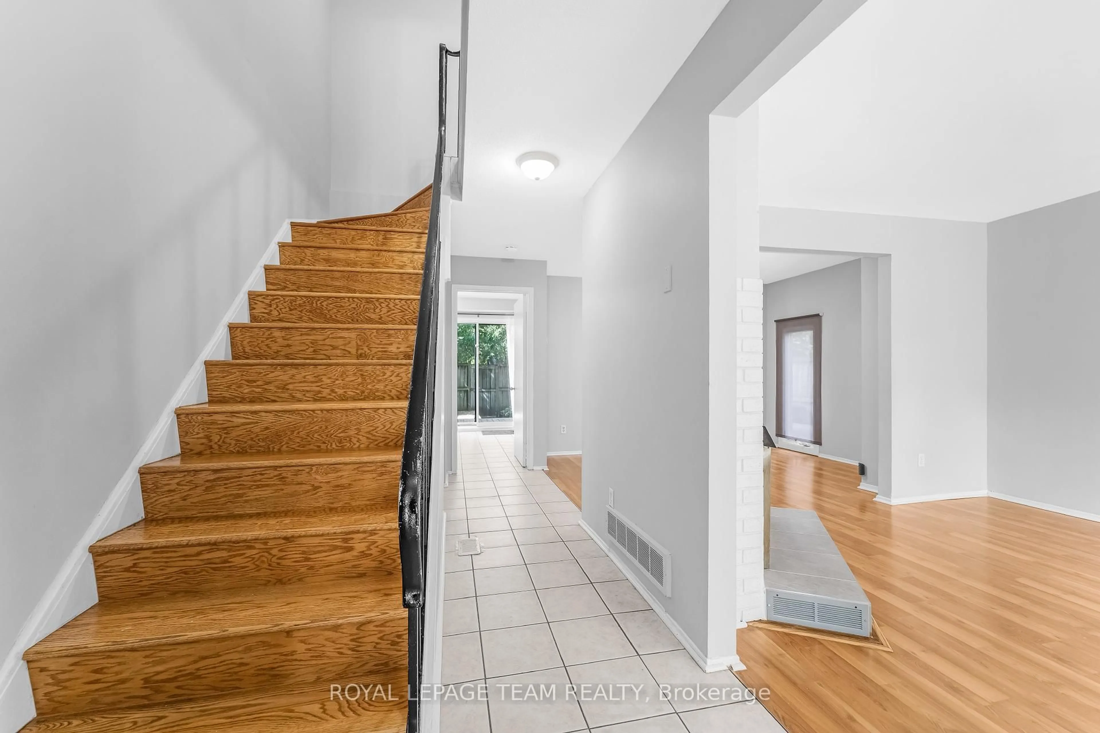 Unknown for 3691 Albion Rd #15, Ottawa Ontario K1T 1P2