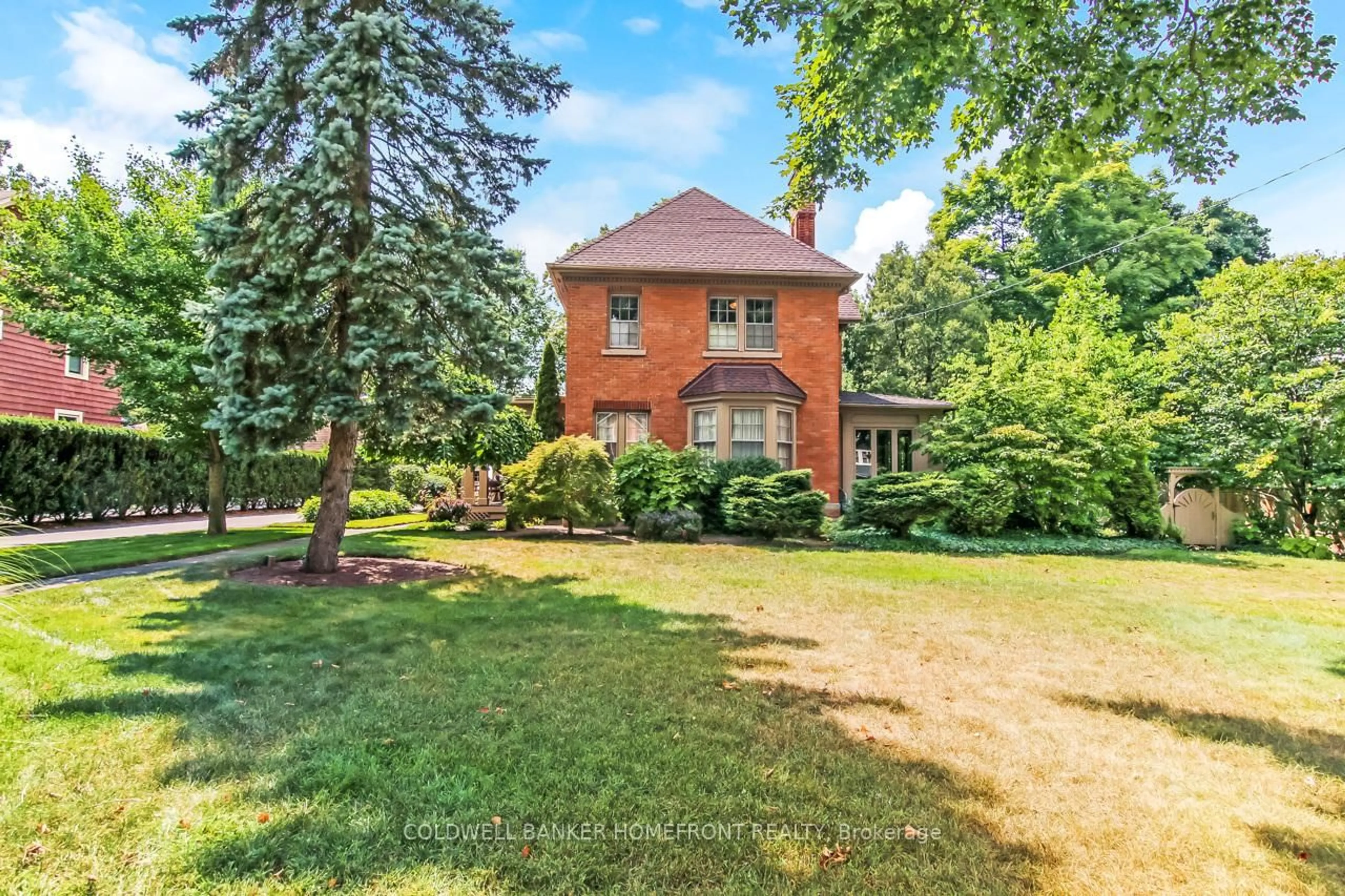 Home with brick exterior material, street for 138 St James St, Norfolk Ontario N0E 1Y0