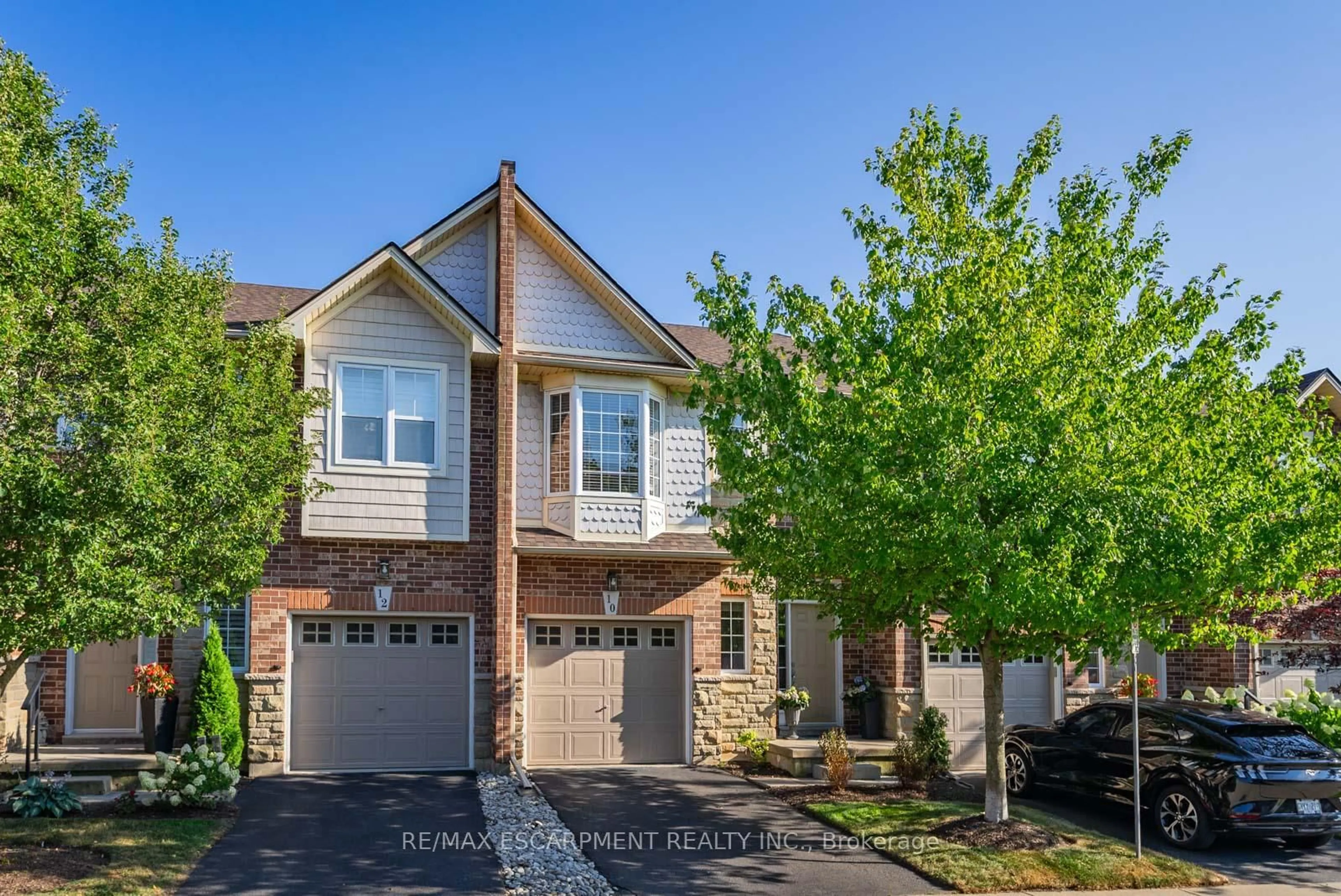 Unknown for 10 LIDDYCOAT Lane #4, Hamilton Ontario L9G 0A7