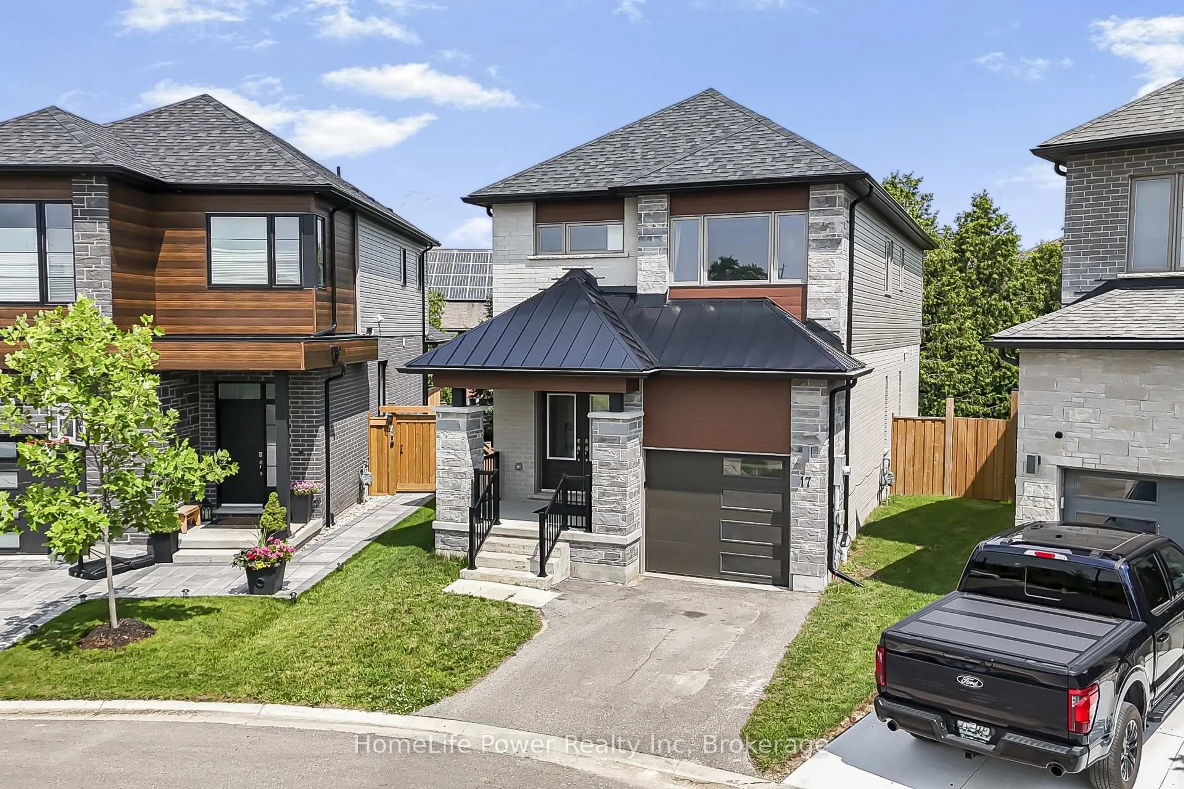 Home with brick exterior material, street for 17 Ferris Circ, Guelph Ontario N1G 0H2