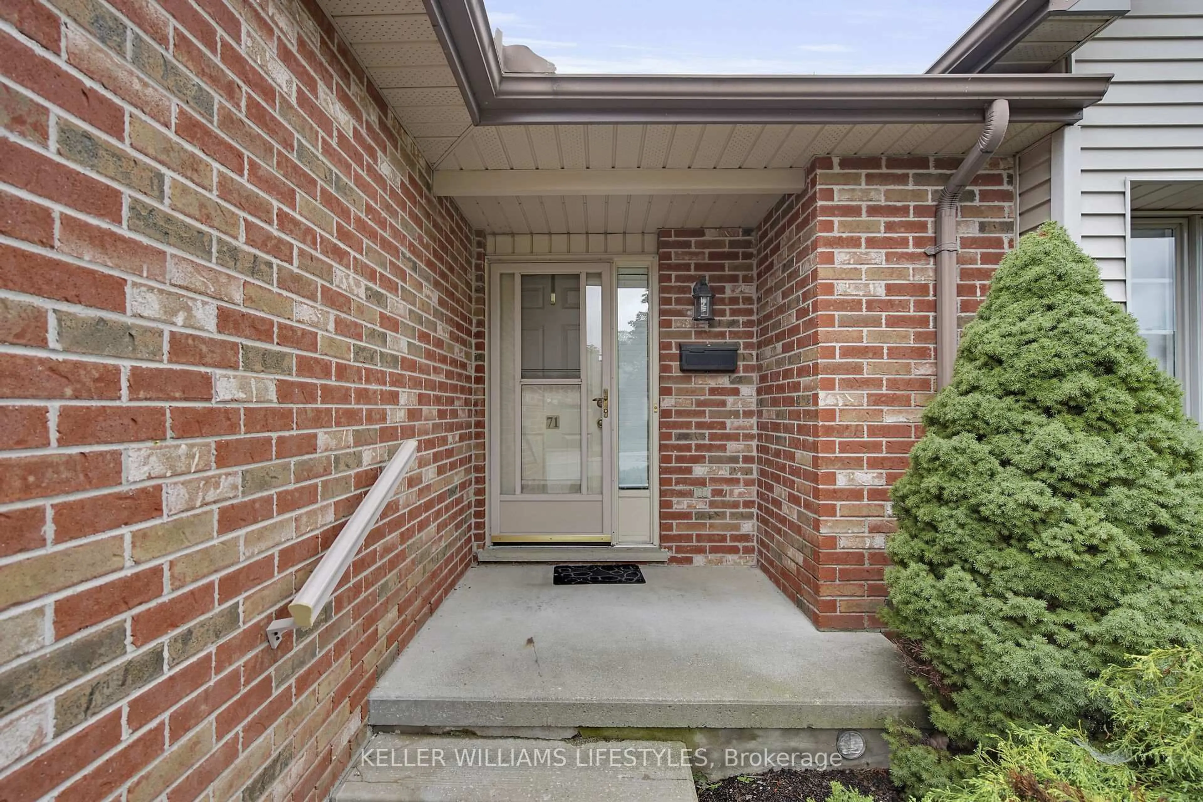 Unknown for 1478 Adelaide St #71, London North Ontario N5X 3Y1
