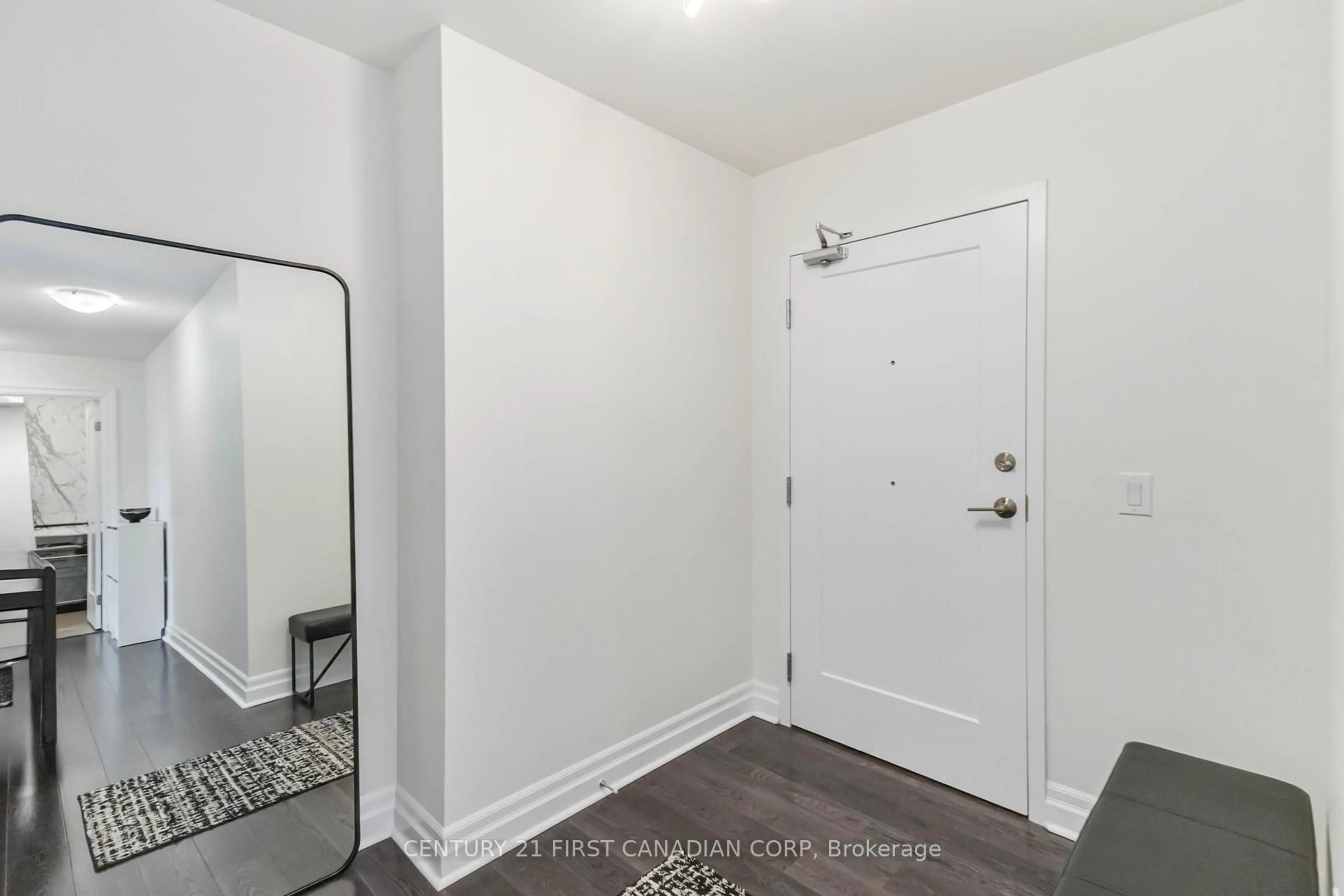 Indoor entryway for 505 Talbot St #809, London East Ontario N6A 2S6