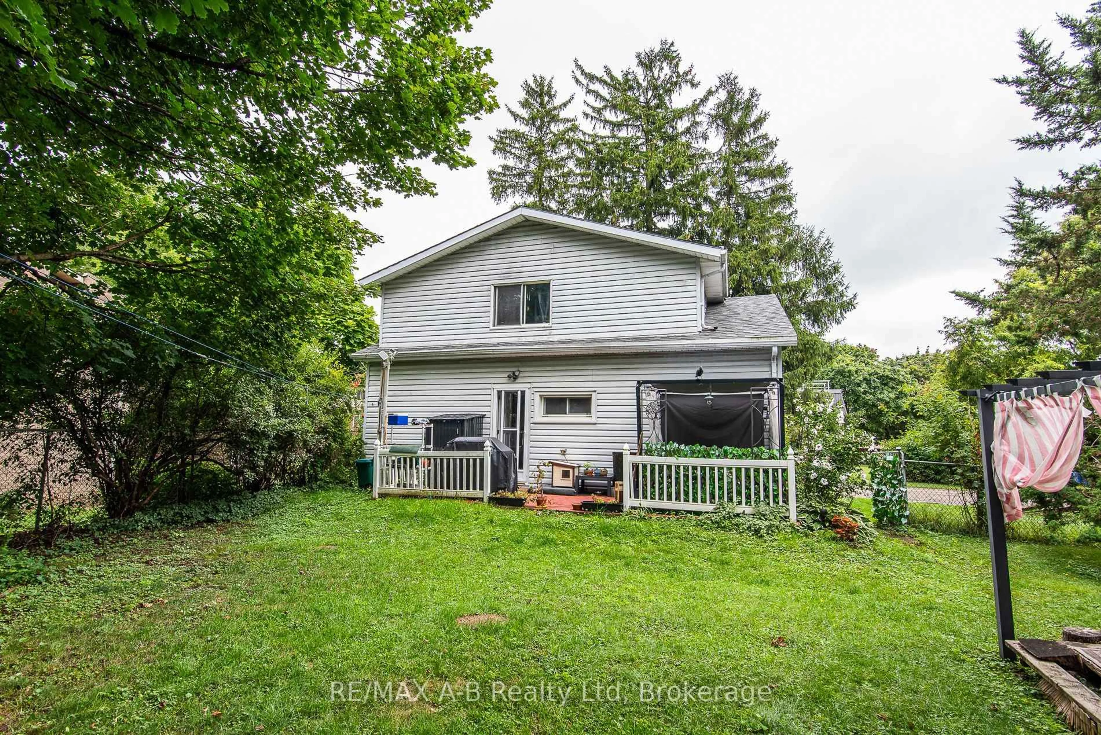 Unknown for 48 Franklin Dr, Stratford Ontario N5A 5P2