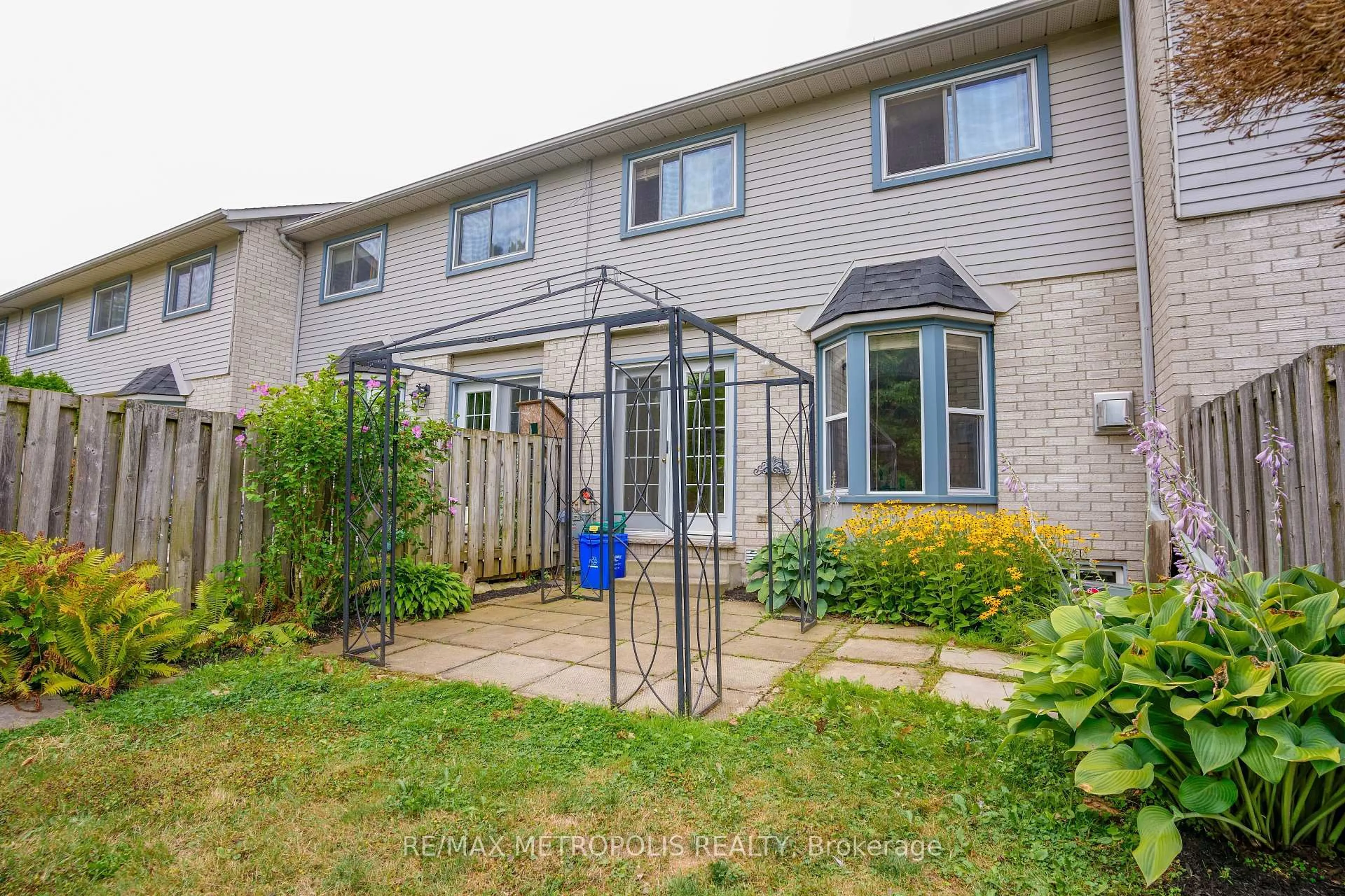 Patio, street for 2 Royalwood Crt #59, Hamilton Ontario L8E 4Z1