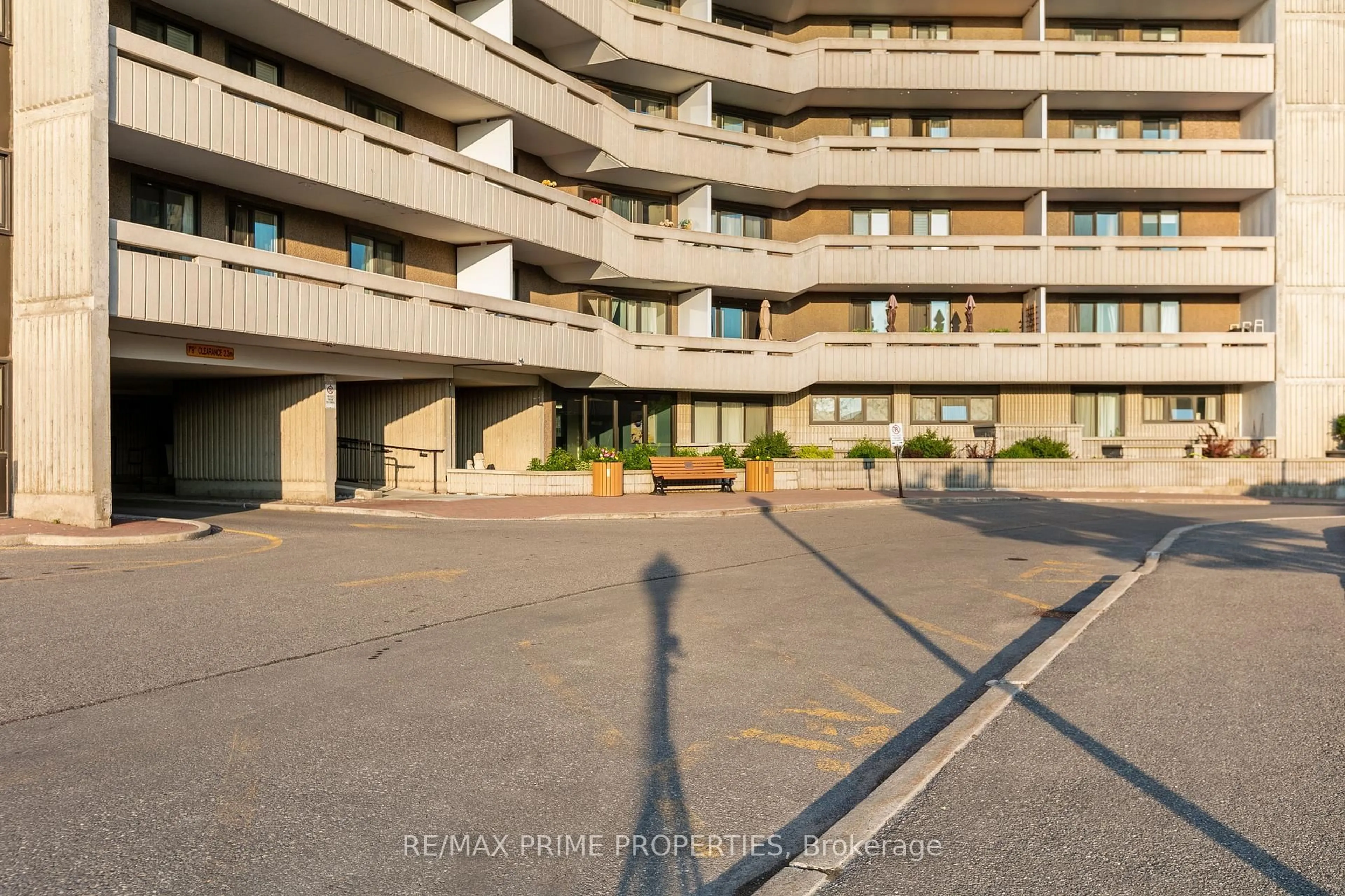 Unknown for 1081 Ambleside Dr #1603, Ottawa Ontario K2B 8C8