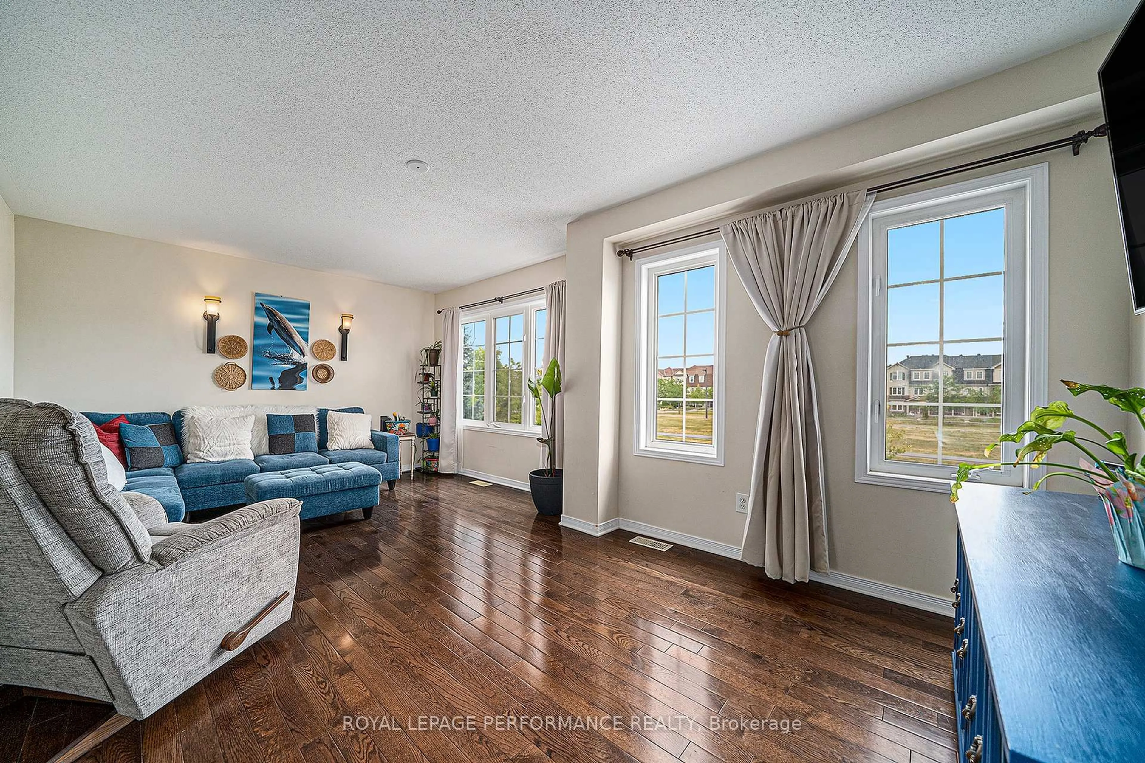Living room with furniture, unknown for 3721 Riverbreeze St #G, Ottawa Ontario K2J 0T1