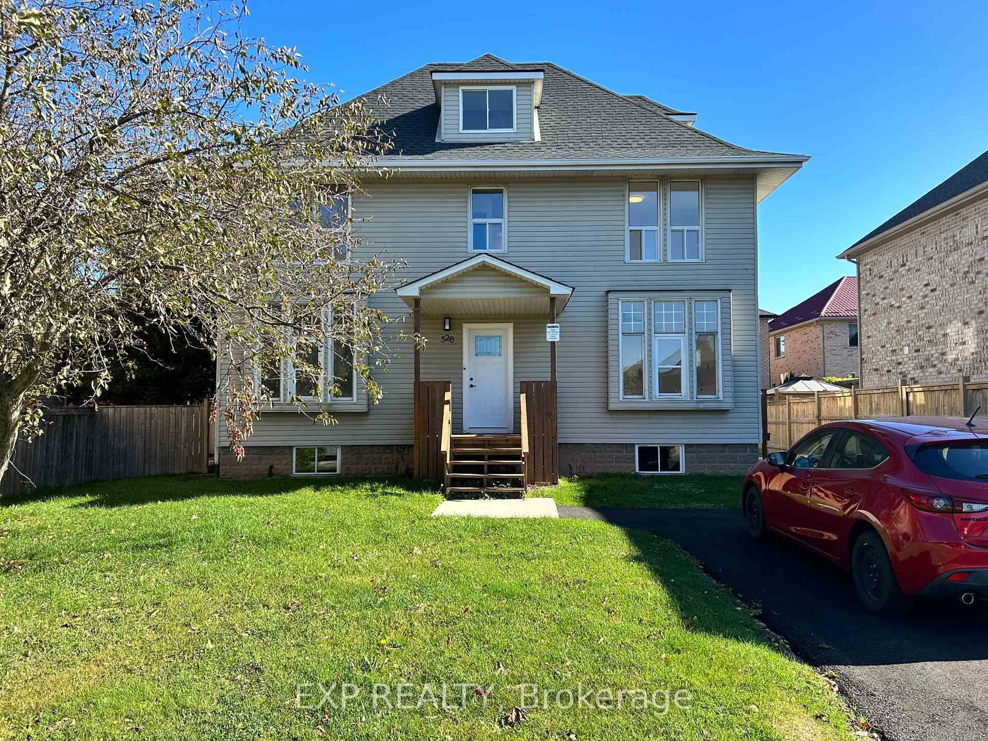 Unknown for 526 Fifty Rd, Hamilton Ontario L8E 5T4