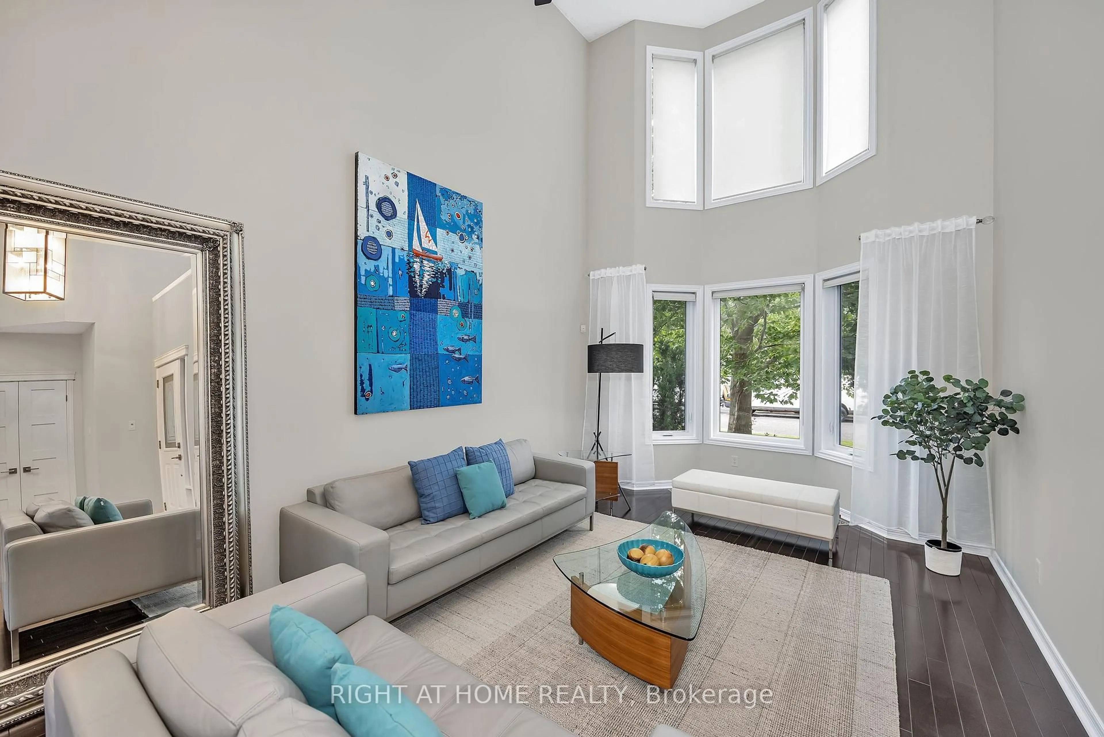 Living room with furniture, unknown for 3727 Mountain Meadows Cres, Gloucester Ontario K1V 1V7