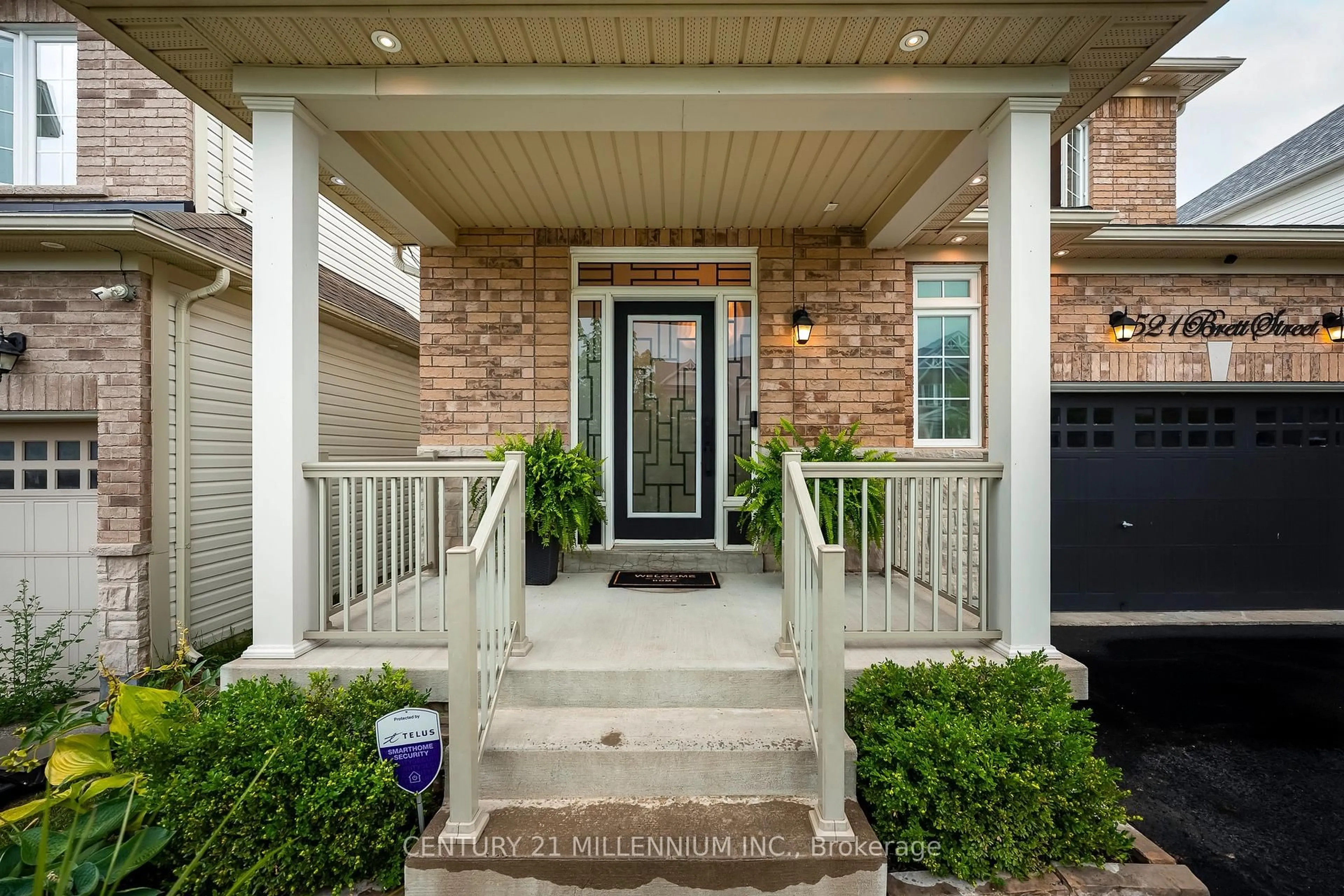 Indoor entryway for 521 Brett St, Shelburne Ontario L9V 3V5