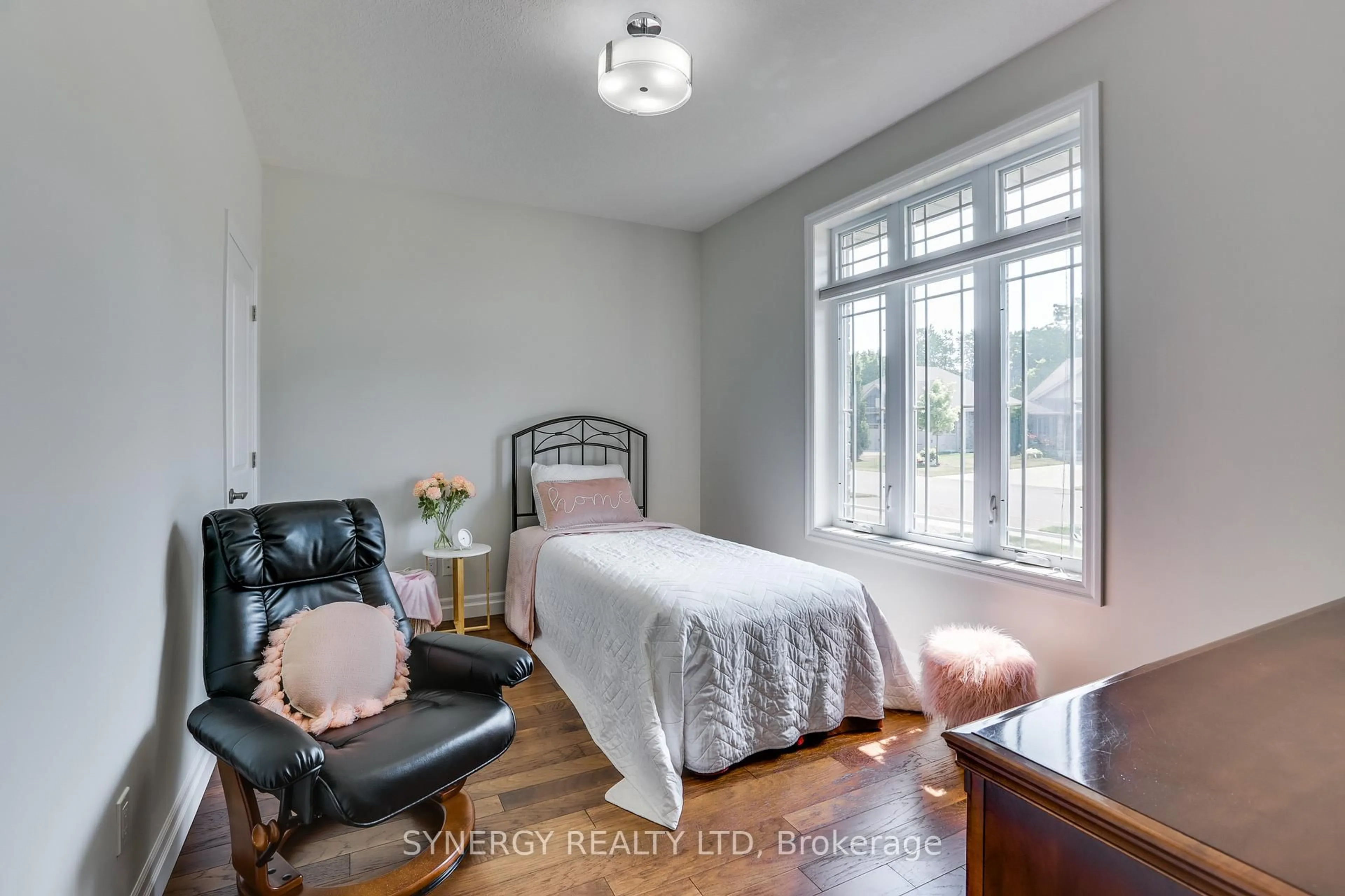 Bedroom with bed, unknown for 97 Elliott Tr, Thames Centre Ontario N0M 2P0