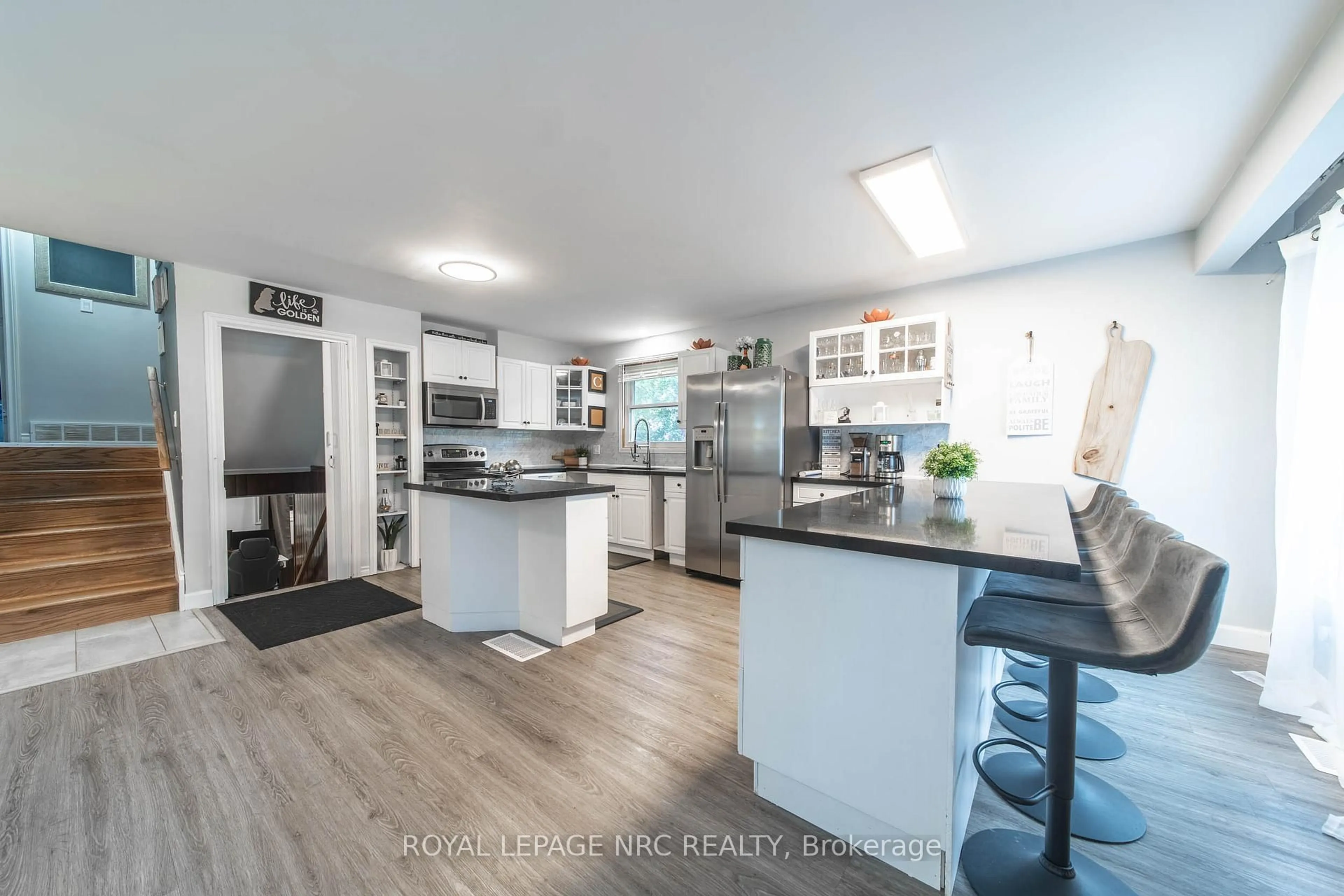 Open concept kitchen, unknown for 7346 Sunhaven Dr, Niagara Falls Ontario L2G 7E2