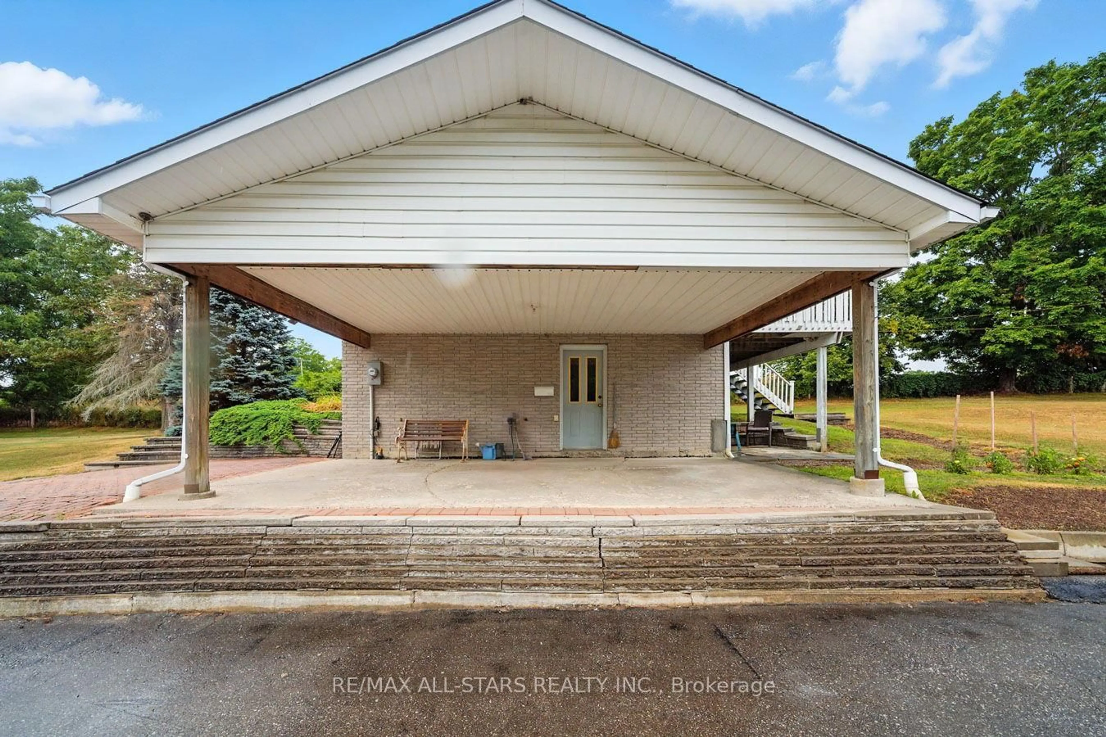 Unknown for 55 High Park Rd, Kawartha Lakes Ontario L0C 1H0
