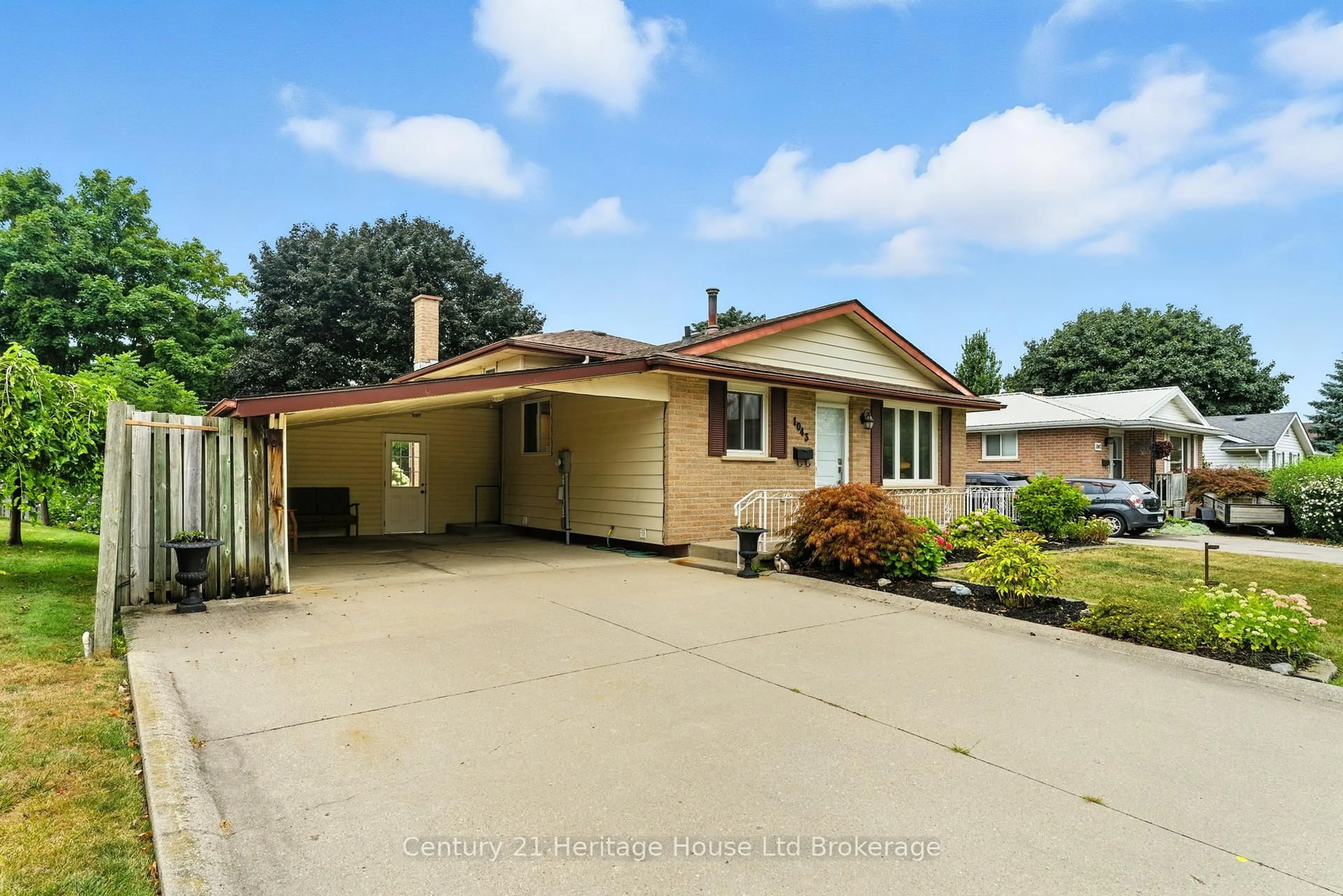 Unknown for 1043 Canfield Cres, Woodstock Ontario N4S 8P3