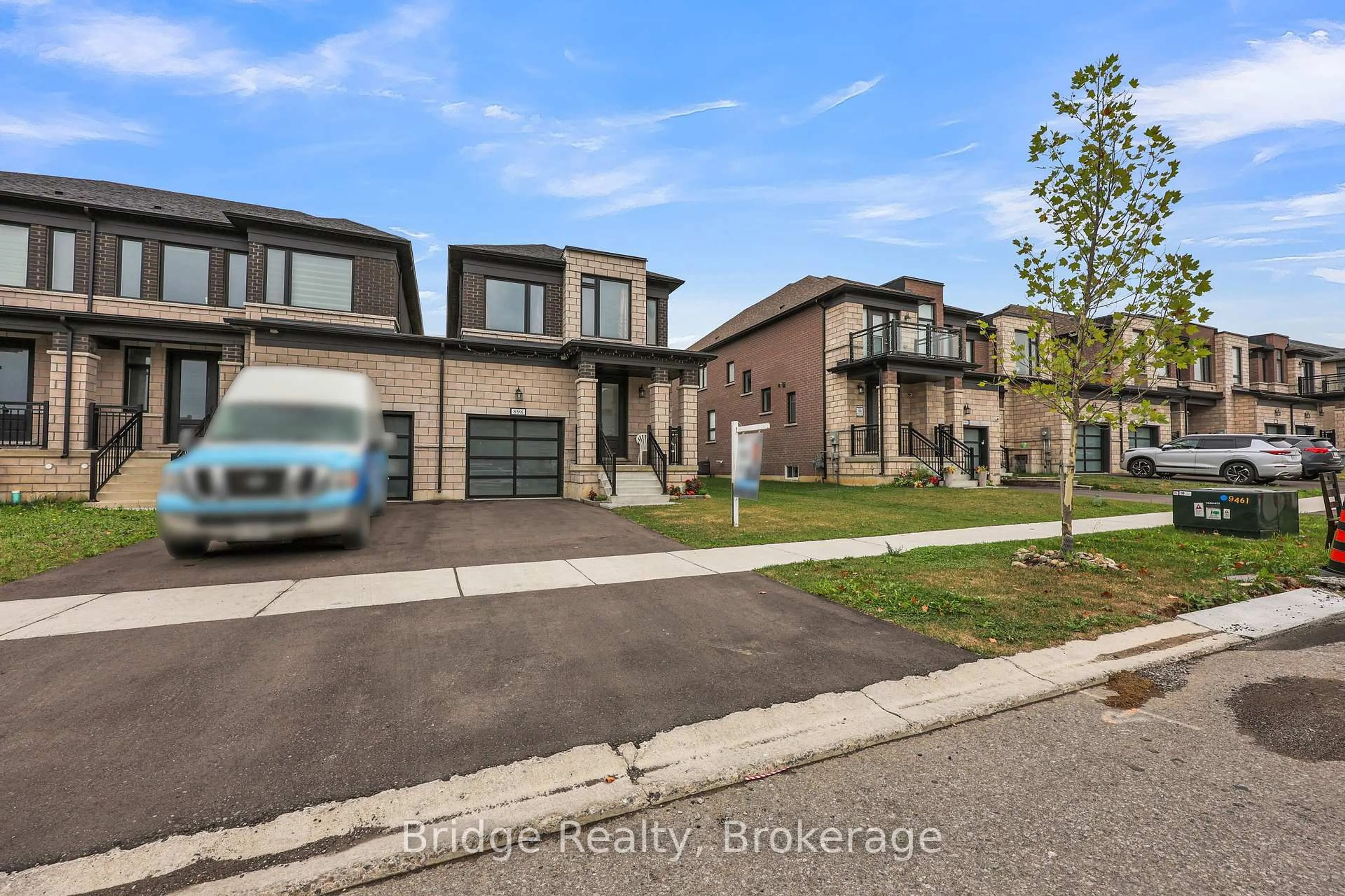 Unknown for 898 Sobeski Ave, Woodstock Ontario N4T 0N7