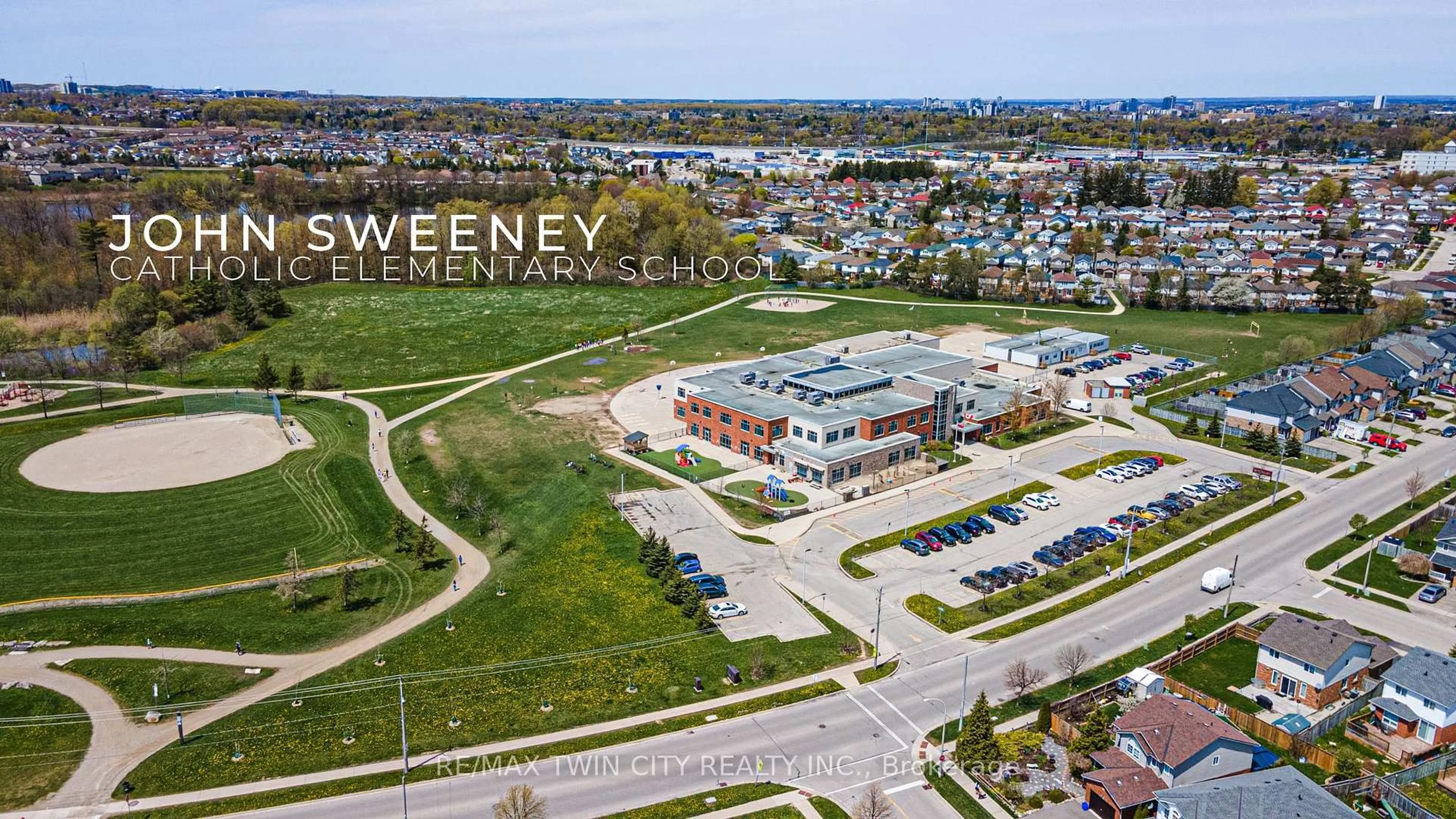 A pic from outside/outdoor area/front of a property/back of a property/a pic from drone, street for 53 Foxglove Cres, Kitchener Ontario N2E 3Y7