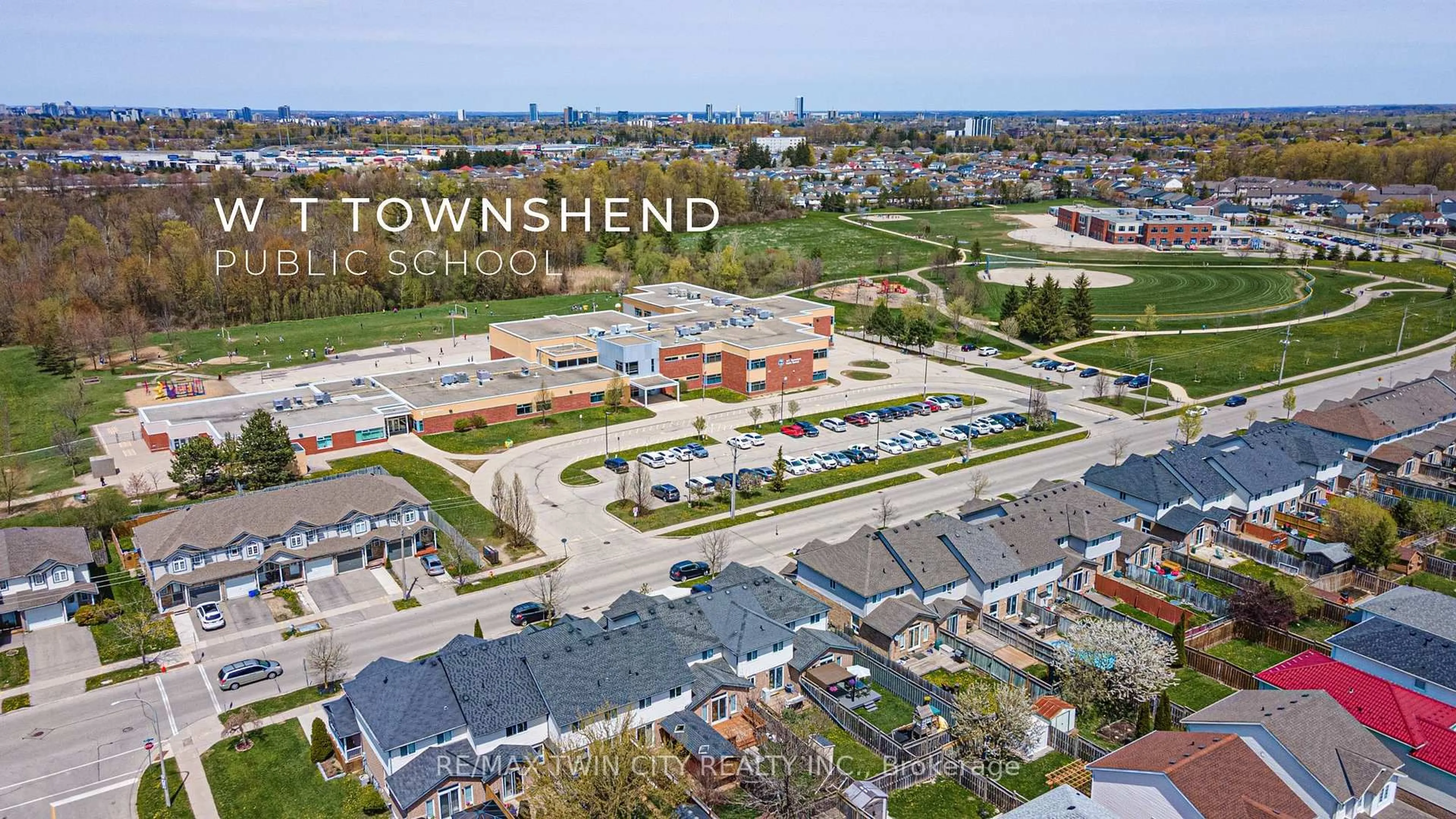 A pic from outside/outdoor area/front of a property/back of a property/a pic from drone, street for 53 Foxglove Cres, Kitchener Ontario N2E 3Y7