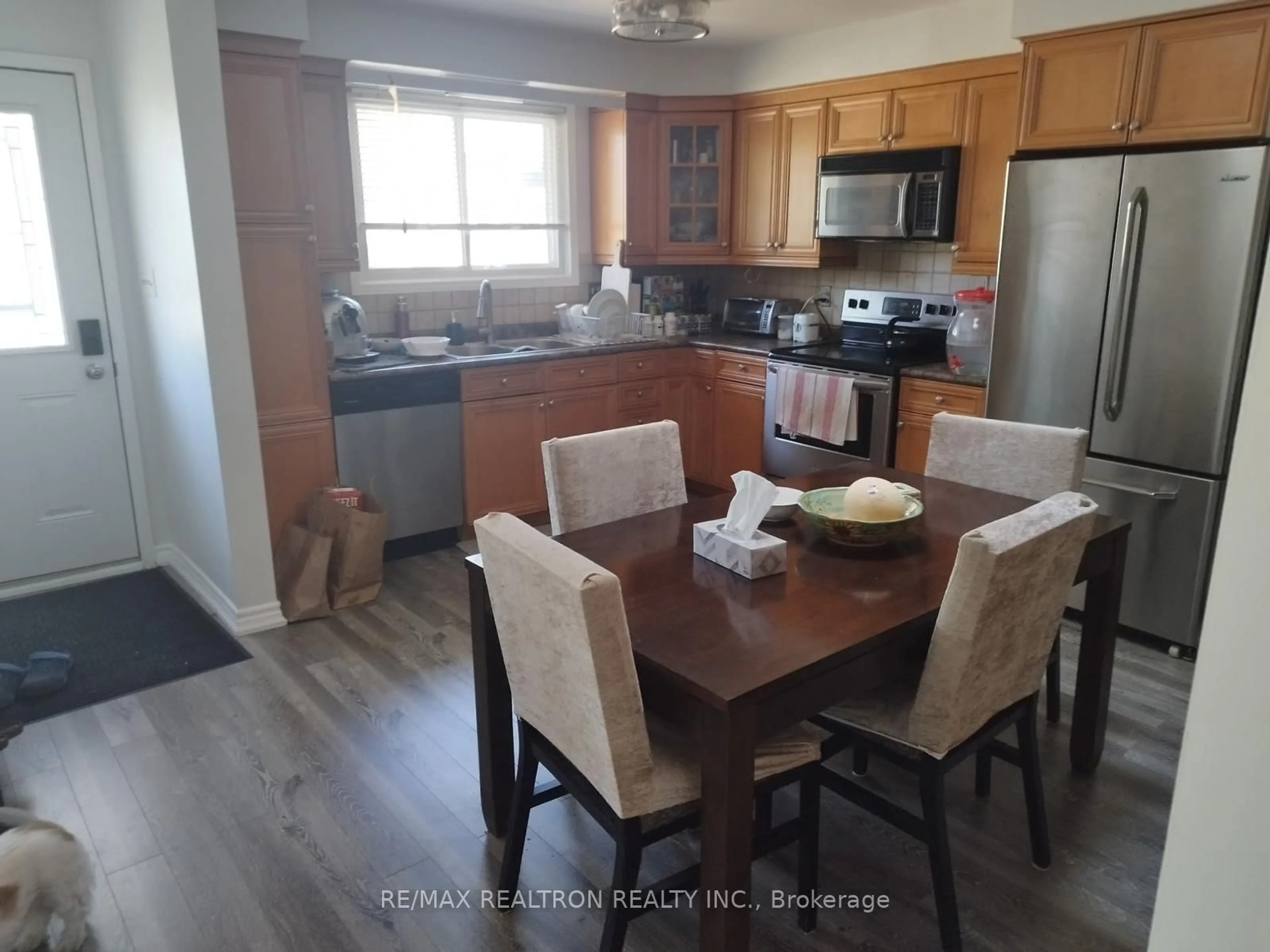 Open concept kitchen, unknown for 65 Mcilwraith Cres, Guelph Ontario N1E 6J4