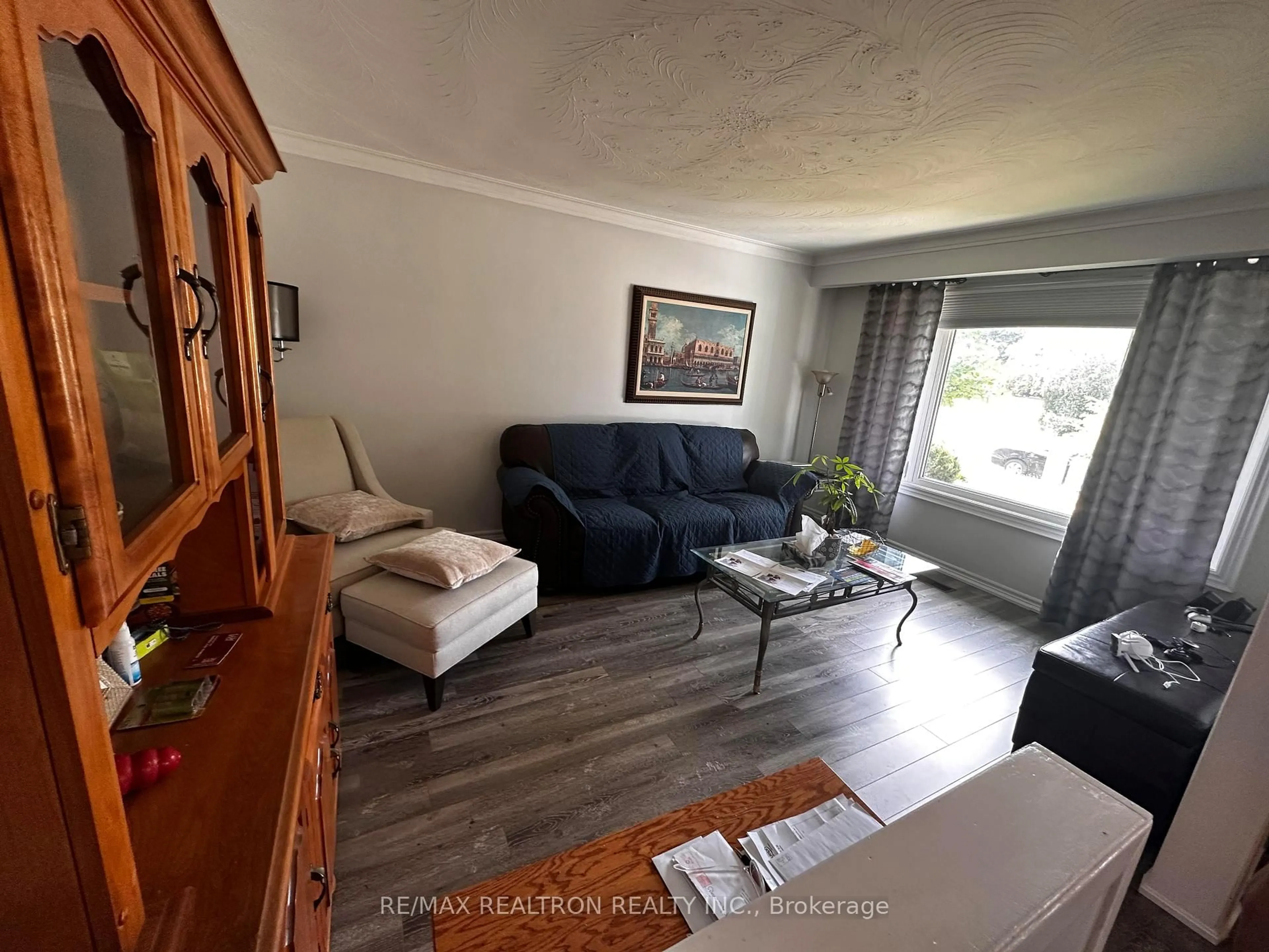 Living room with furniture, unknown for 65 Mcilwraith Cres, Guelph Ontario N1E 6J4
