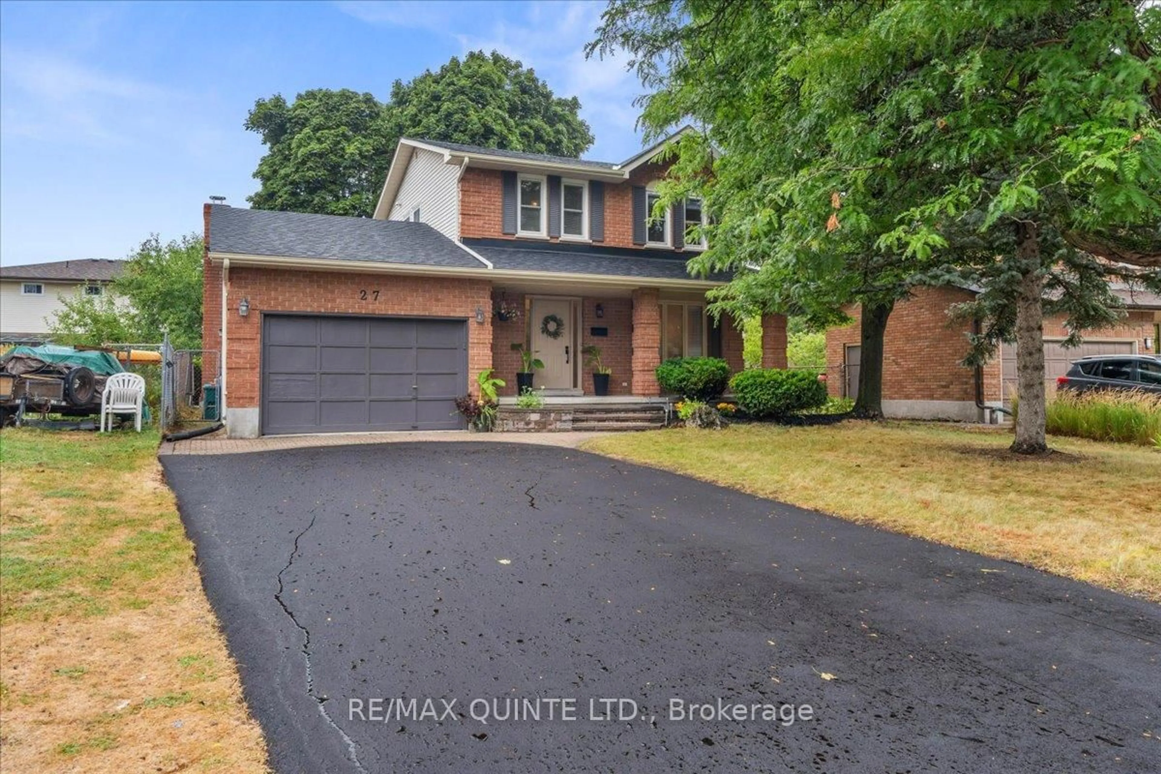 Home with brick exterior material, street for 27 Morris Dr, Belleville Ontario K8P 5B3