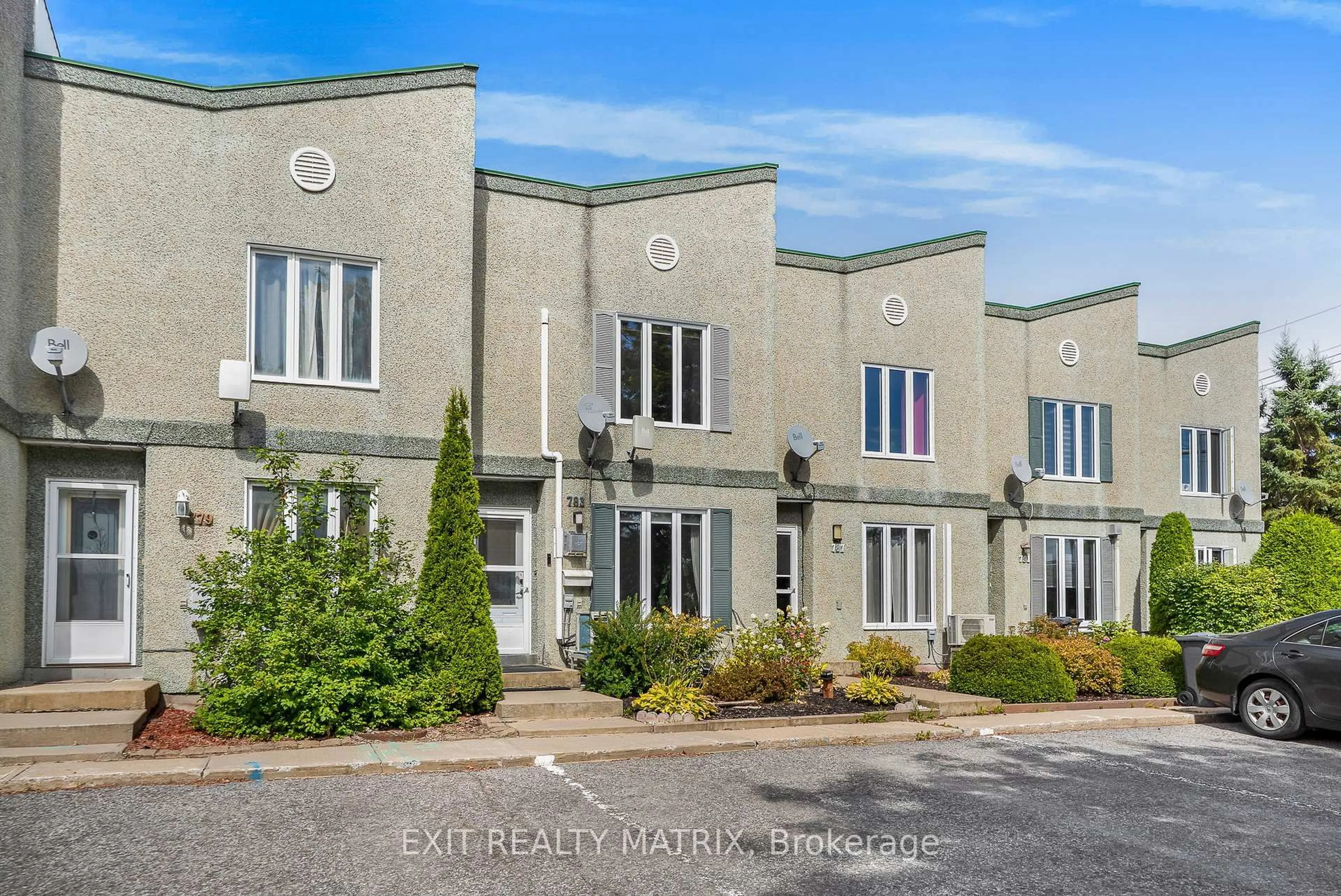 A pic from outside/outdoor area/front of a property/back of a property/a pic from drone, building for 783 Spence Ave, Hawkesbury Ontario K6A 3P3