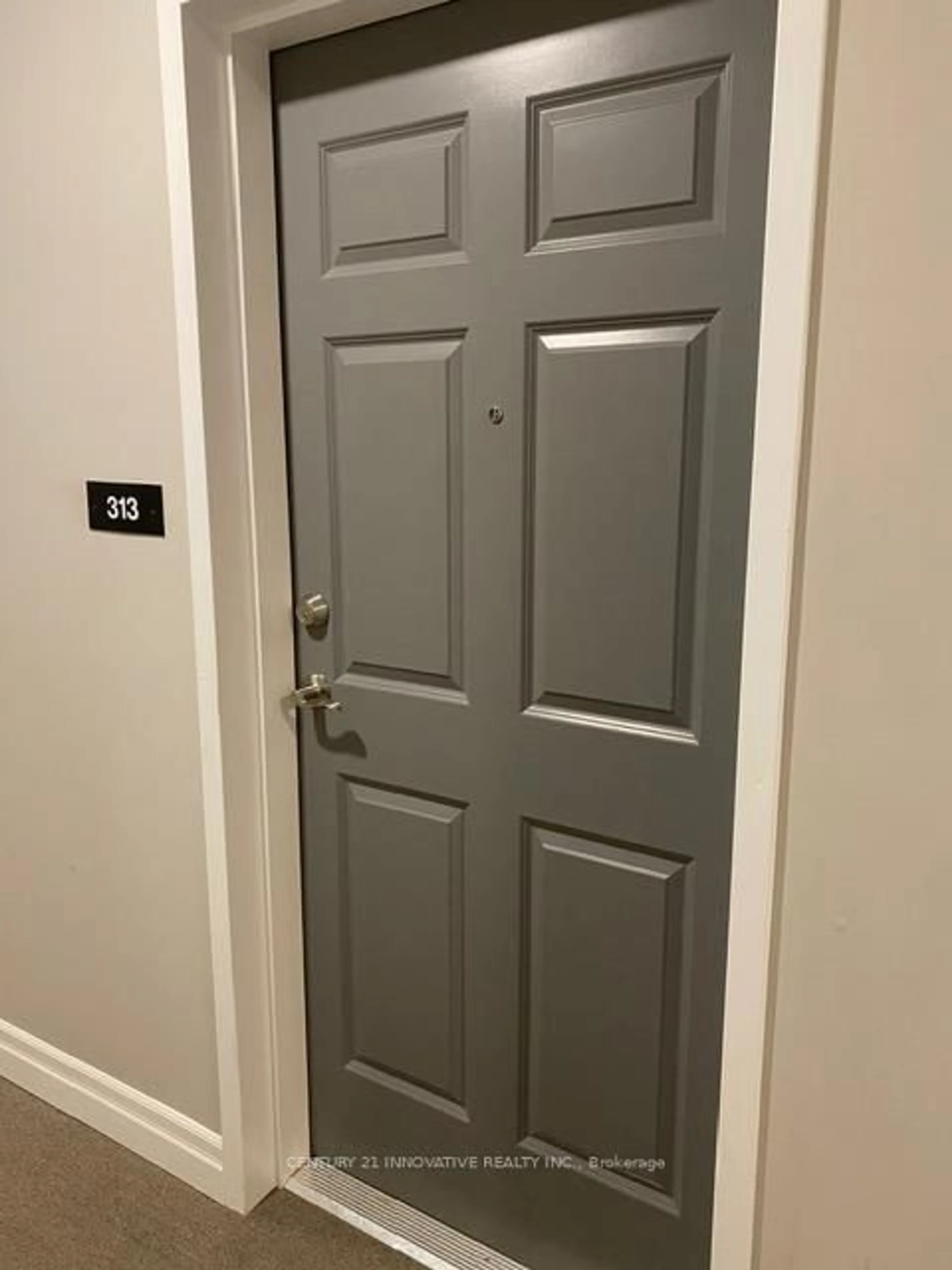 Indoor entryway for 501 Frontenac St #313, Kingston Ontario K7K 4L9