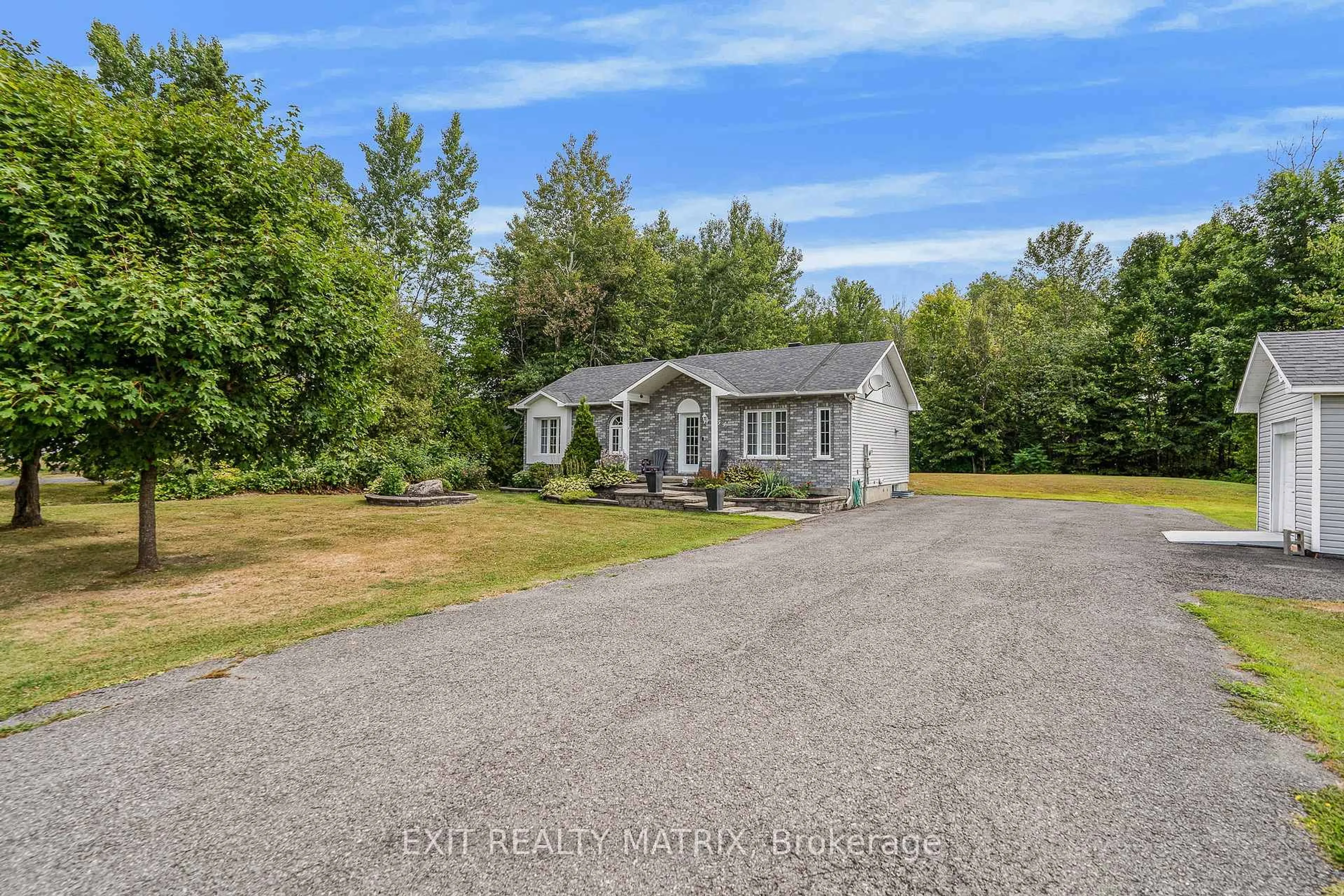 A pic from outside/outdoor area/front of a property/back of a property/a pic from drone, street for 534 De La Bergerie Rd, Champlain Ontario K0B 1K0