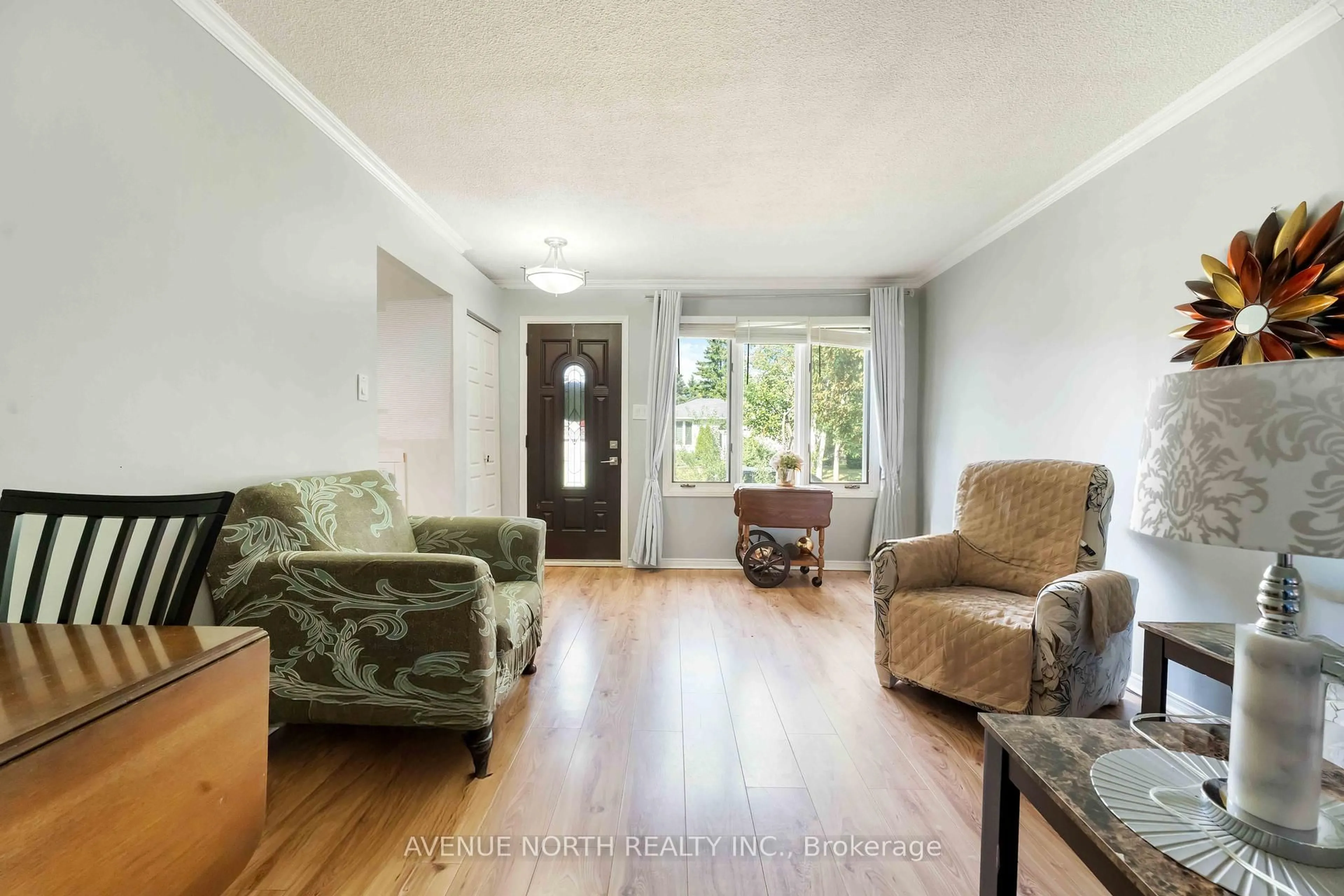 Living room with furniture, unknown for 39 Ballantrae Way, Ottawa Ontario K2L 1N3