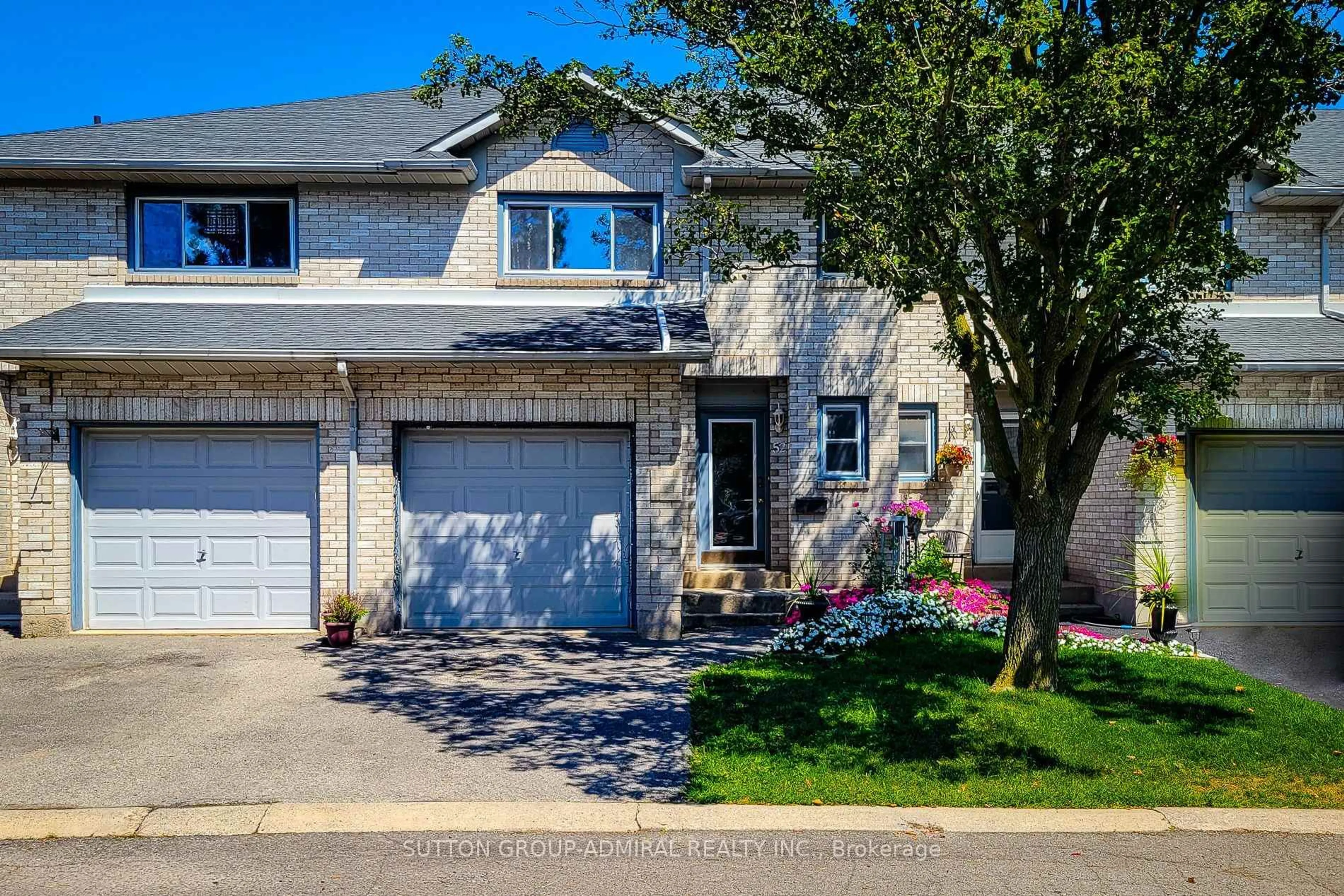 Unknown for 2 Royalwood Crt #52, Hamilton Ontario L8E 4Z1