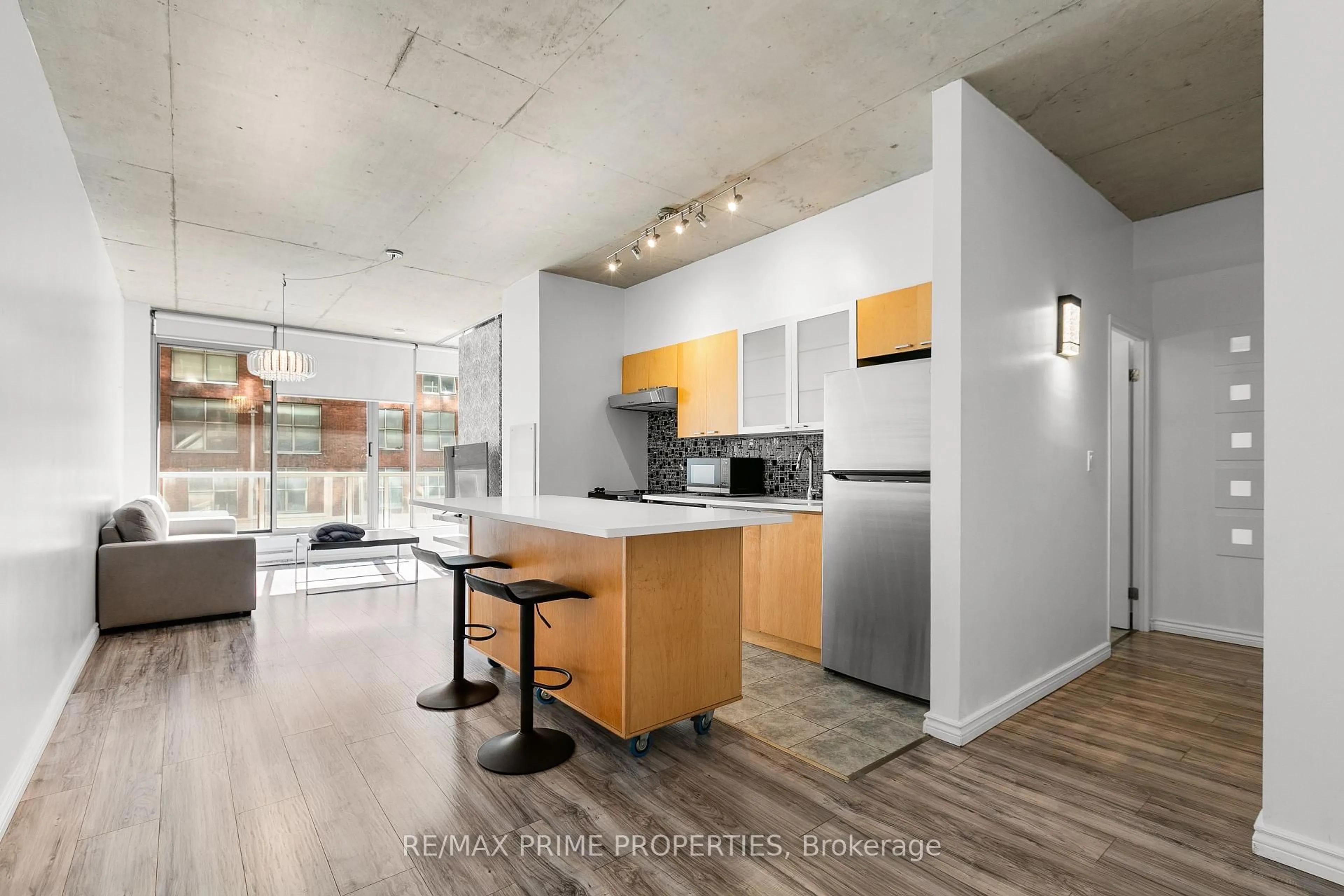 Open concept kitchen, unknown for 383 Cumberland St #311, Ottawa Ontario K1N 1J7