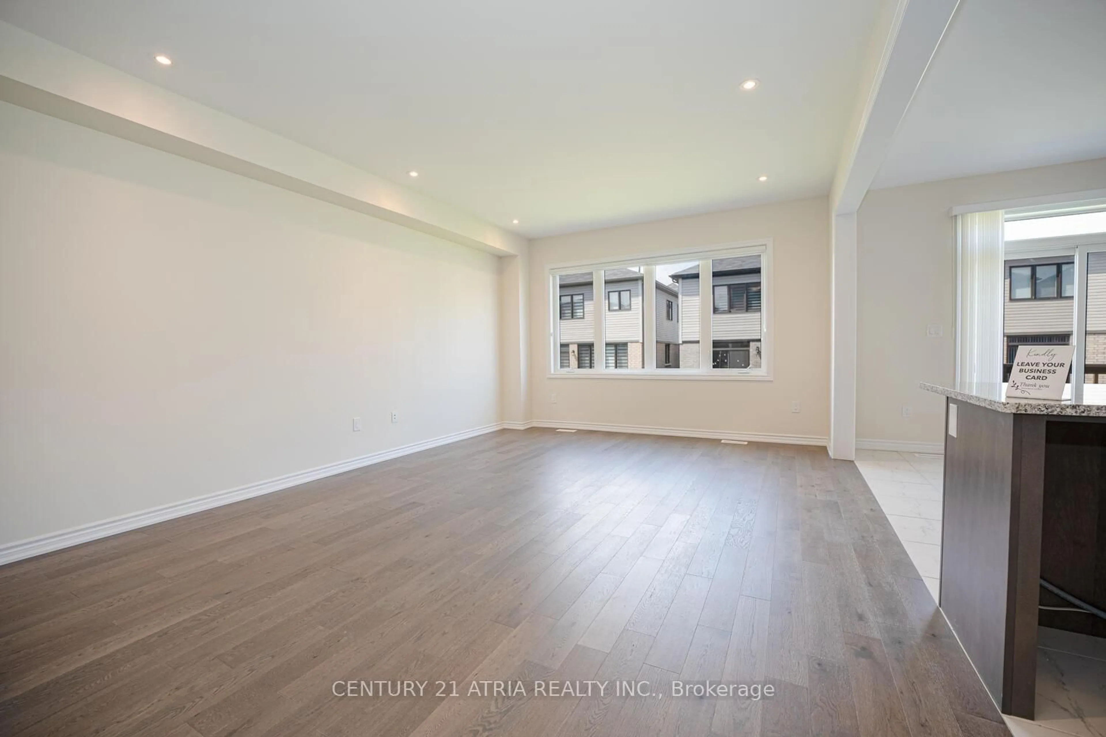 A pic of a room for 9 Ever Sweet Way, Thorold Ontario L2E 6S4