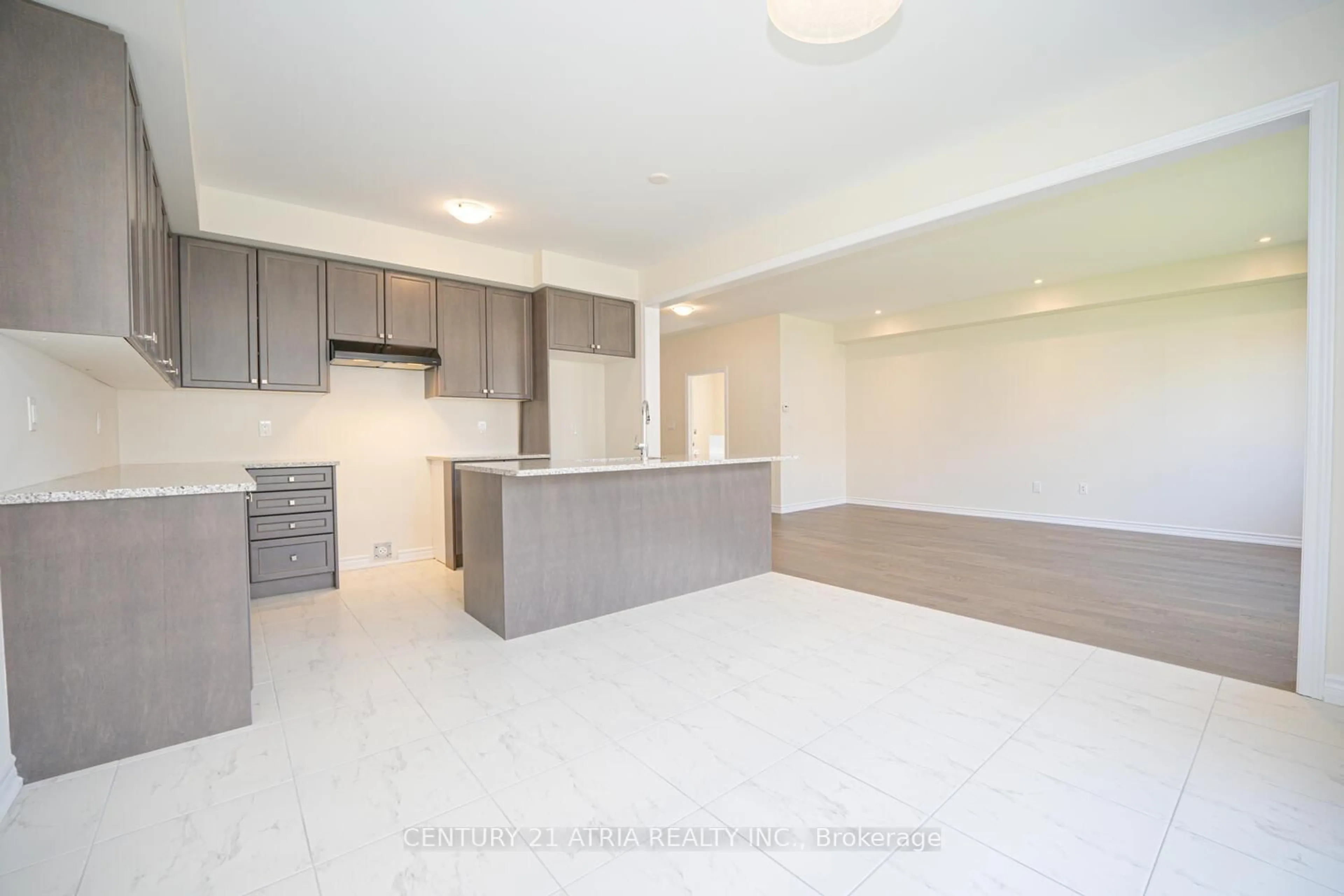Open concept kitchen, unknown for 9 Ever Sweet Way, Thorold Ontario L2E 6S4