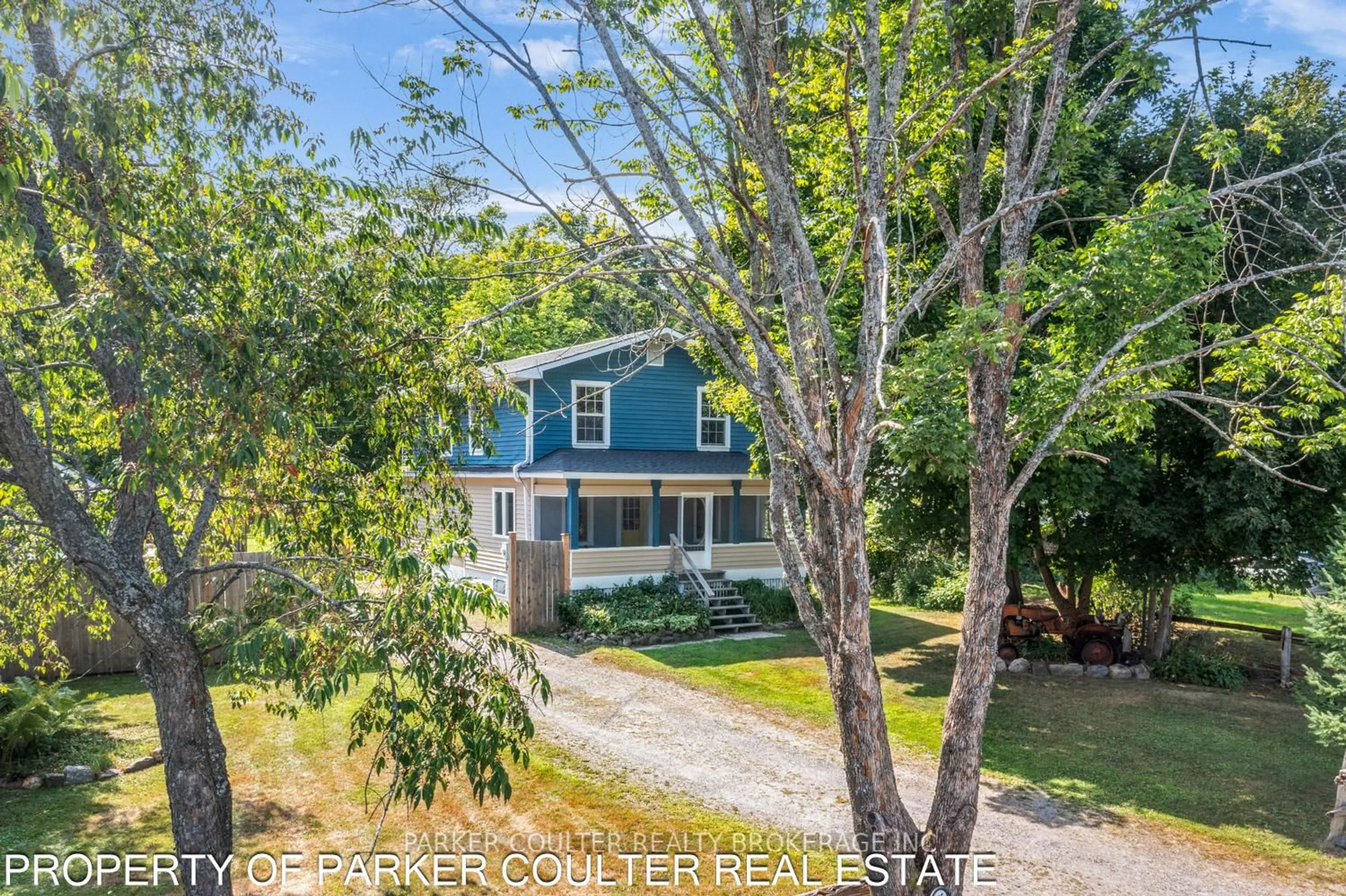 A pic from outside/outdoor area/front of a property/back of a property/a pic from drone, water/lake/river/ocean view for 575 High St, Georgian Bay Ontario P0C 1H0