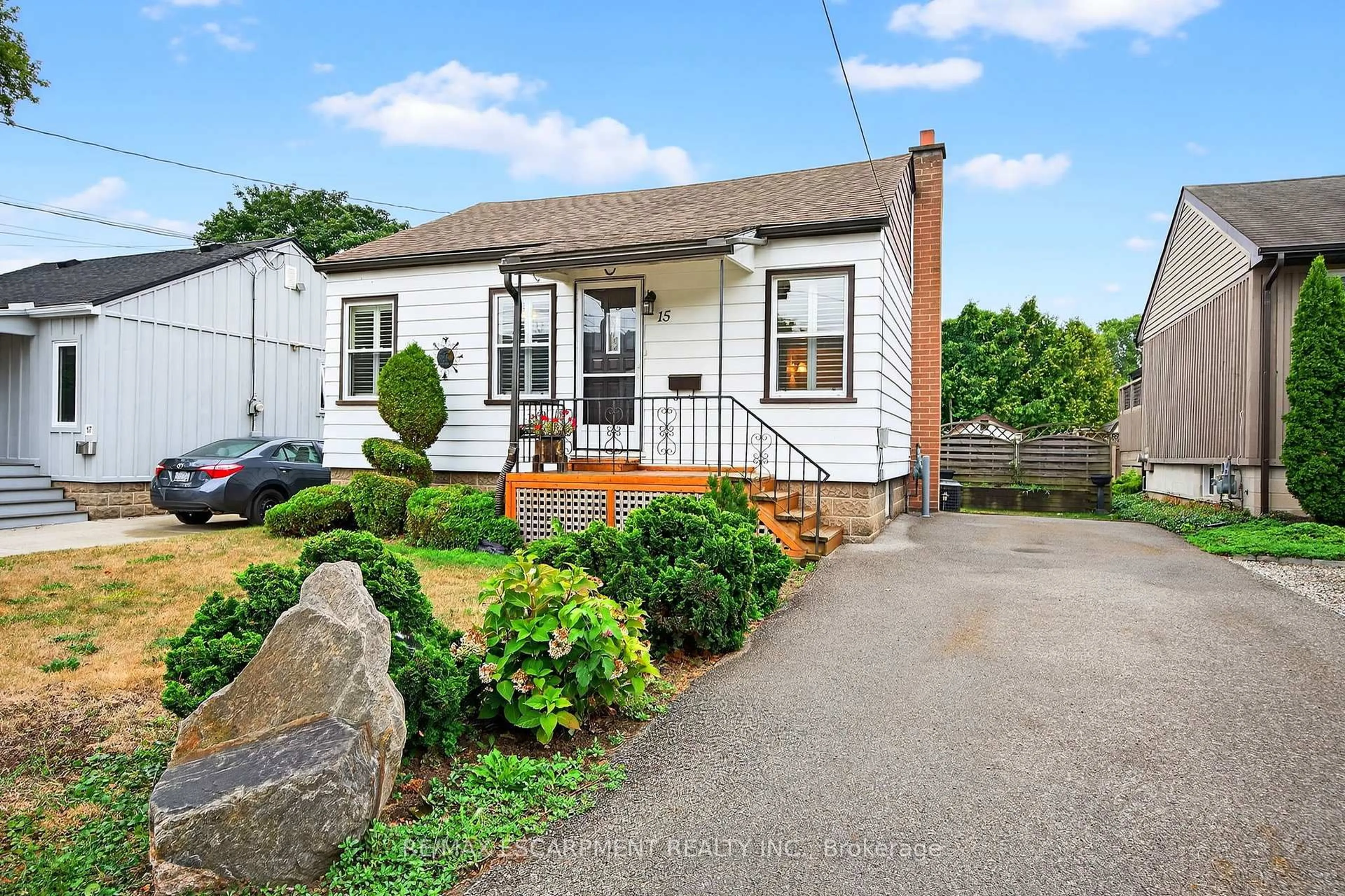 Unknown for 15 Donald Ave, Hamilton Ontario L9H 1E9