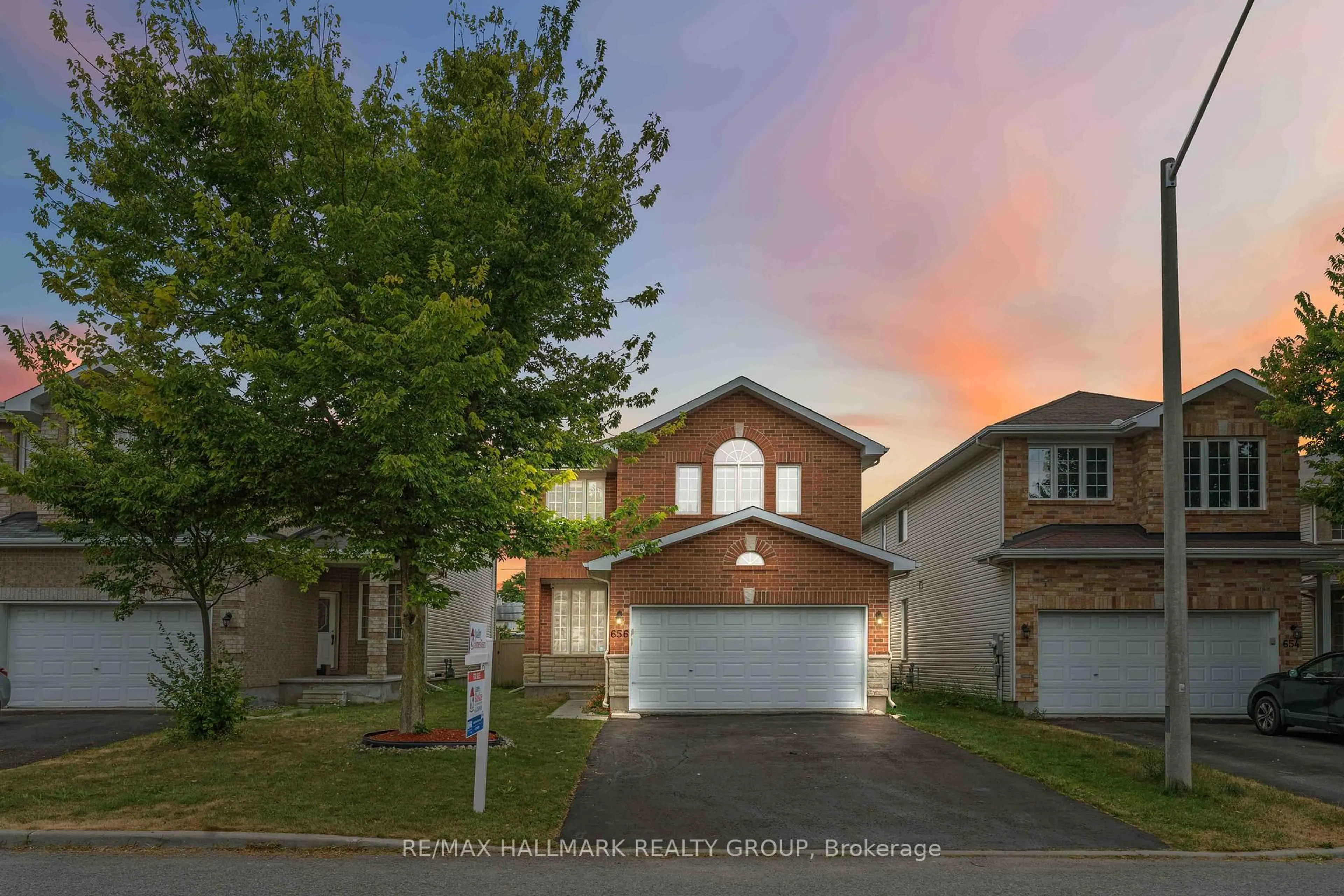 Unknown for 656 Everlasting Cres, Ottawa Ontario K4A 0K3