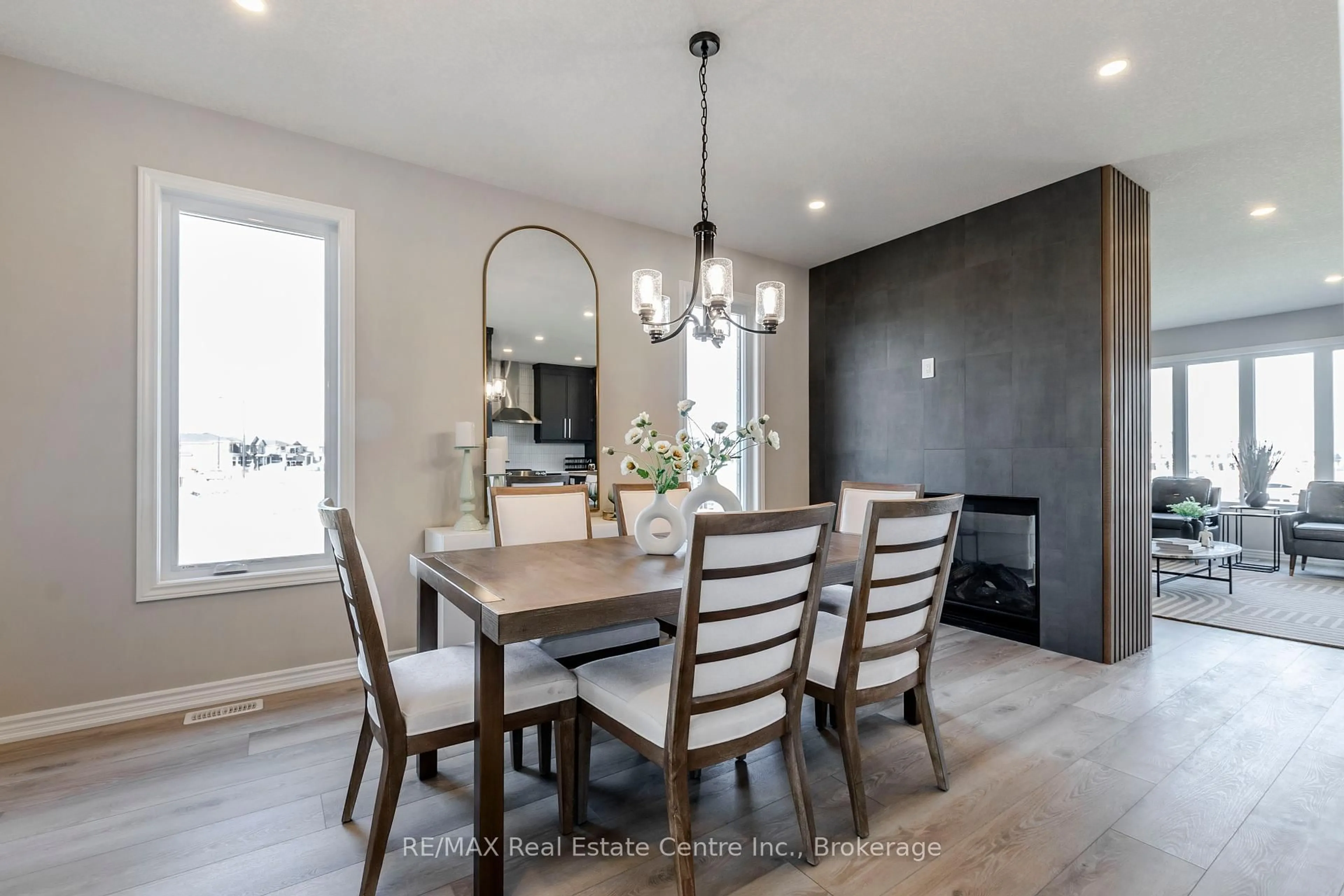Dining room, unknown for 119 Langridge Way, Cambridge Ontario N1S 5B9