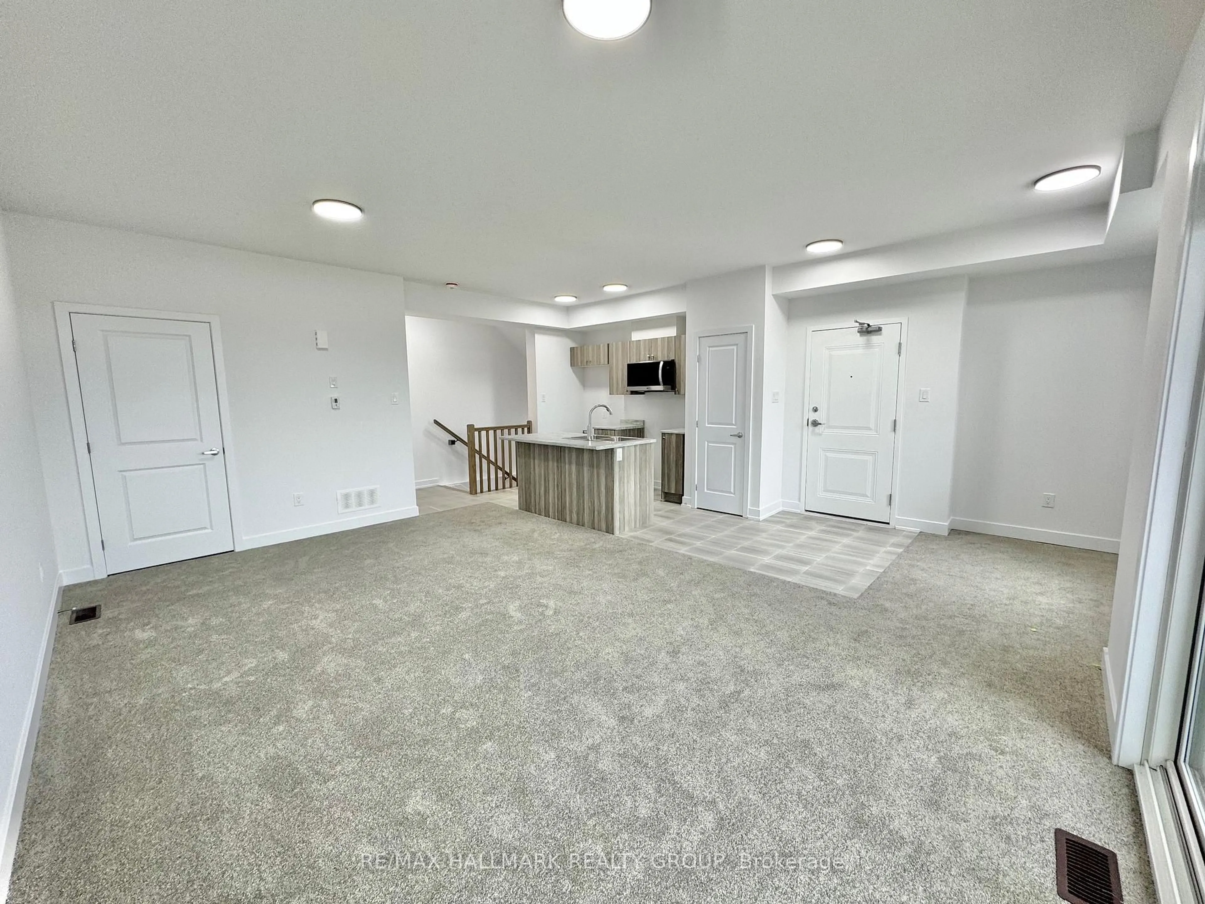 A pic of a room for 609 Silhouette Private, Ottawa Ontario K2J 7J8