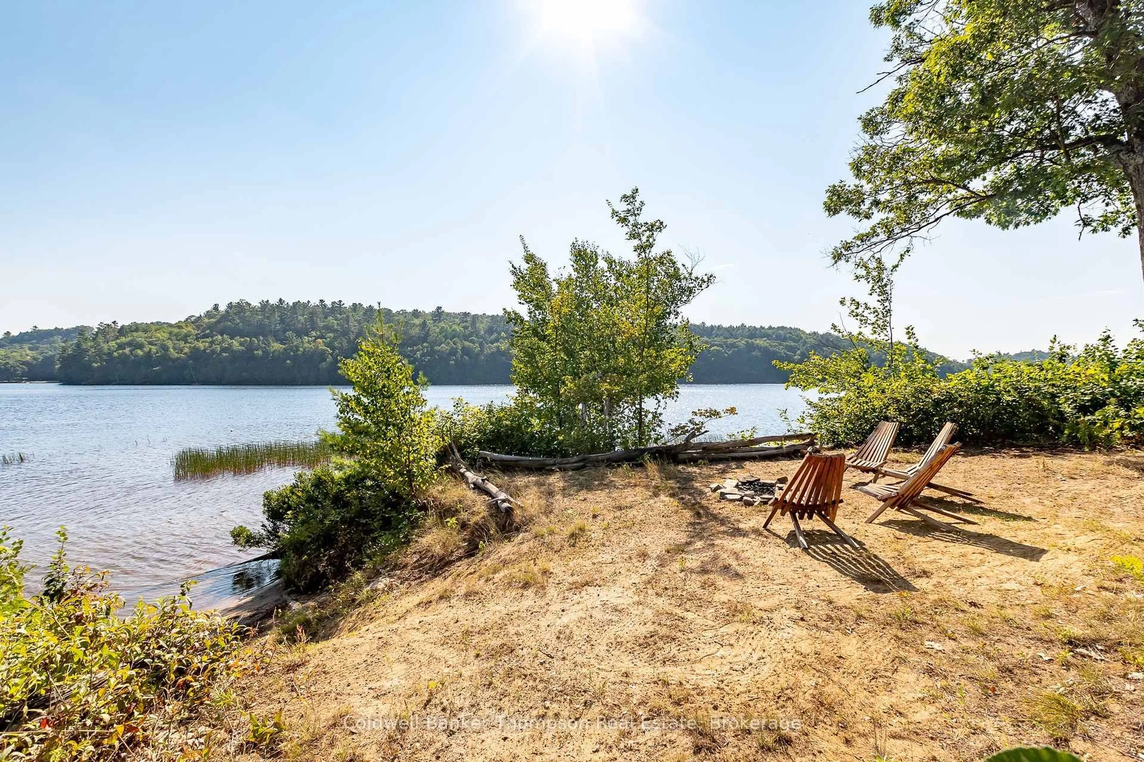 Patio, water/lake/river/ocean view for 778 Big Island, Huntsville Ontario P1H 2J2