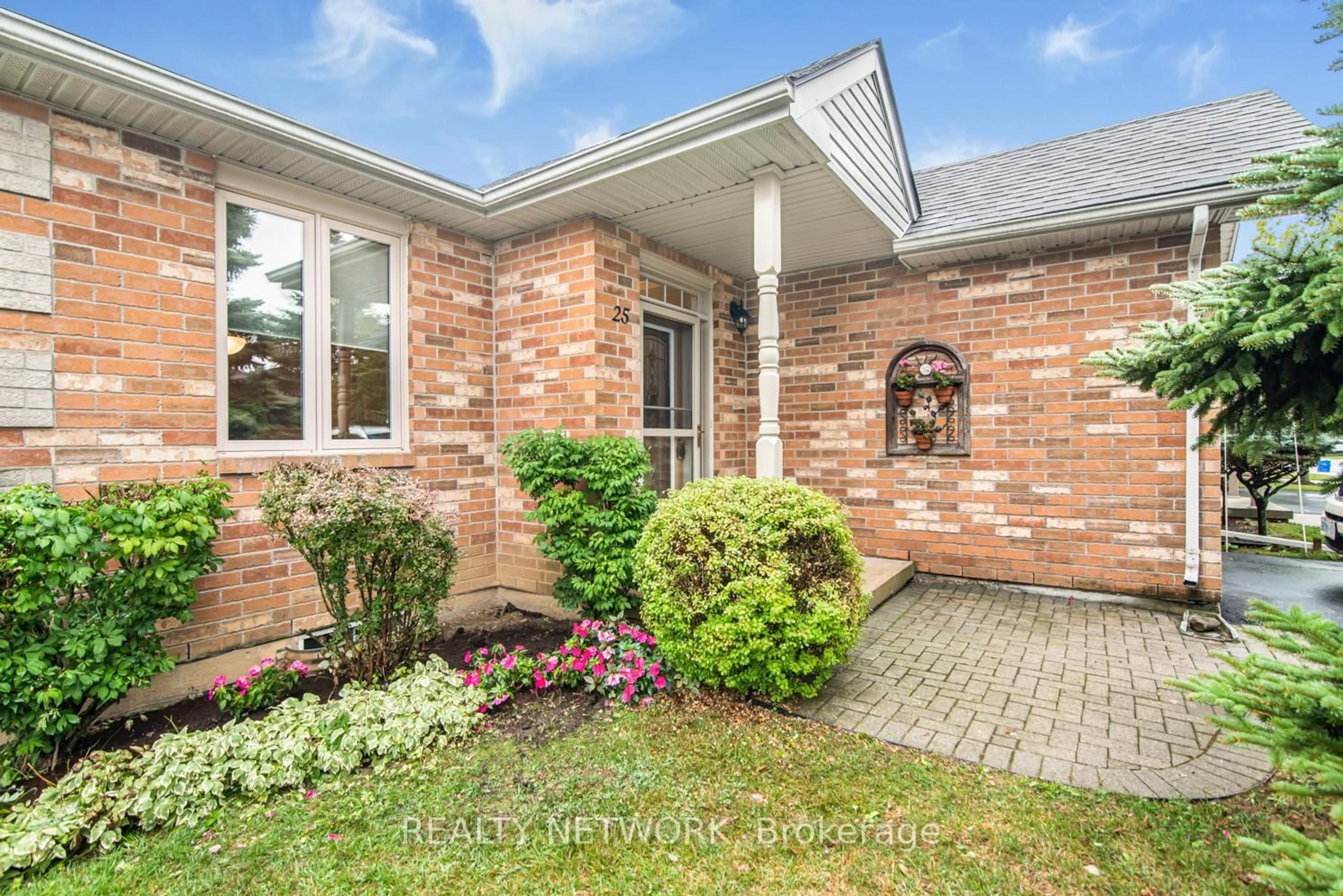 Home with brick exterior material, street for 25 Critzia Dr #25, Hamilton Ontario L0R 1W0